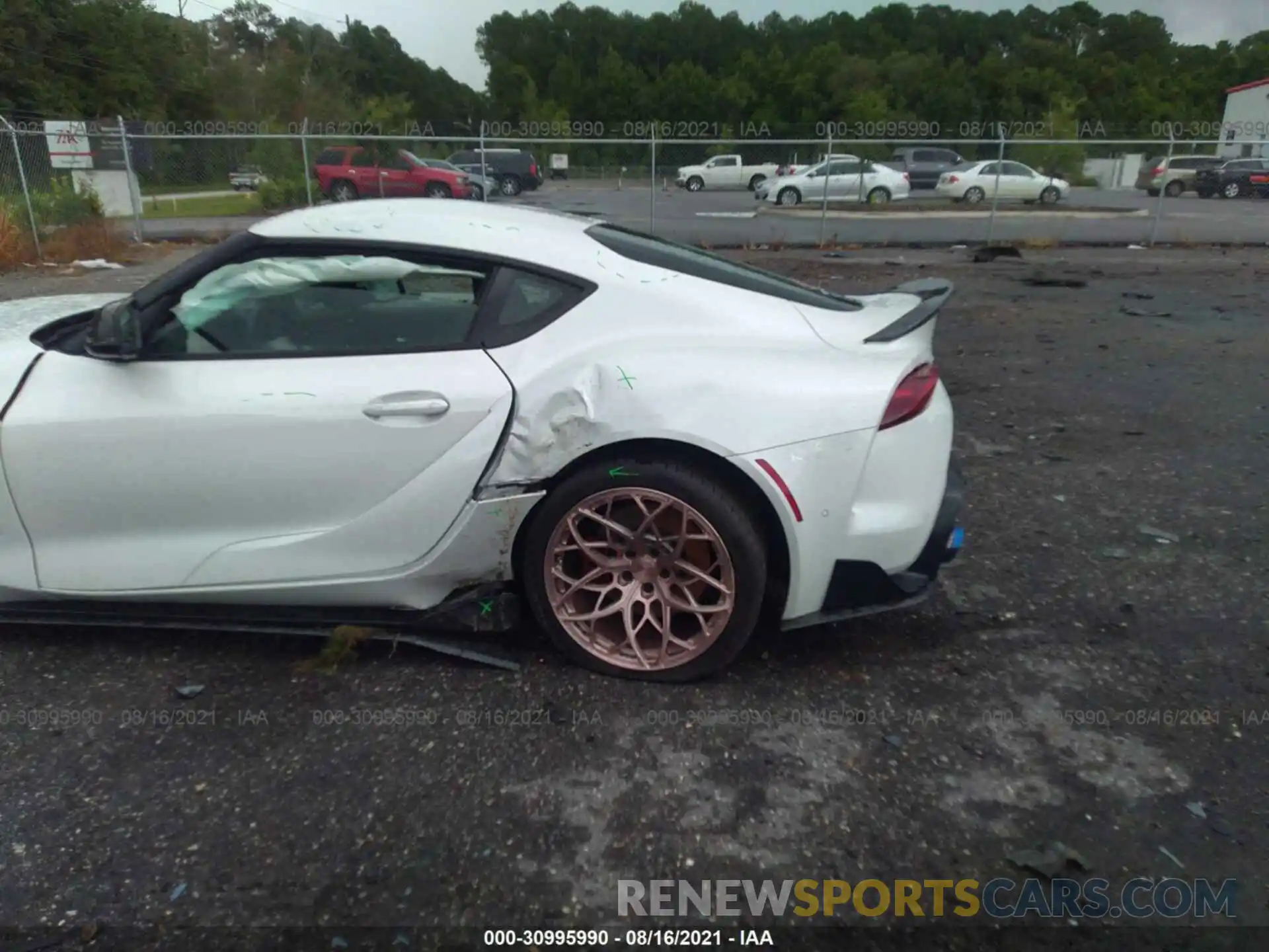 8 Photograph of a damaged car WZ1DB4C00LW025871 TOYOTA GR SUPRA 2020