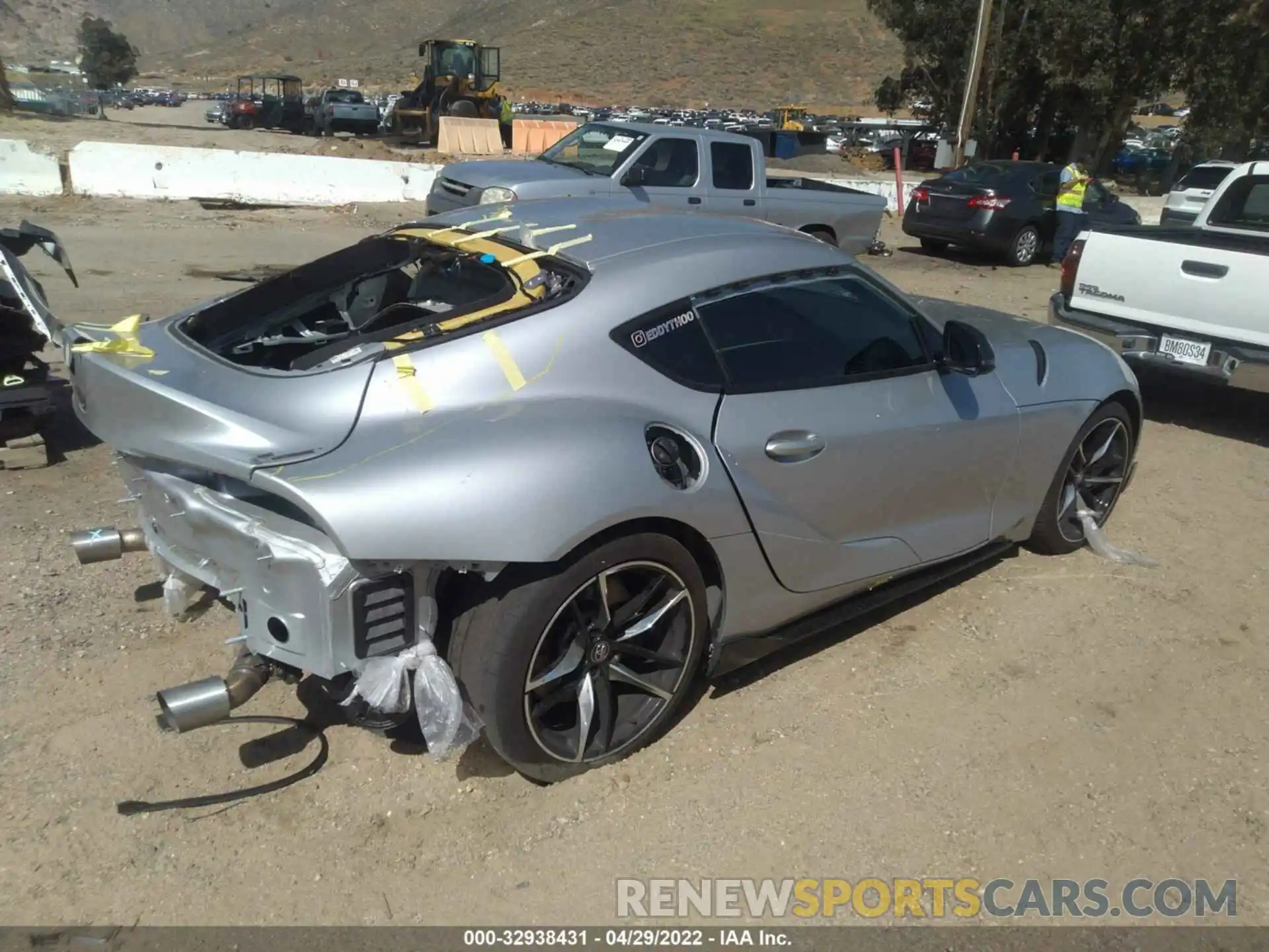 4 Photograph of a damaged car WZ1DB4C02LW028724 TOYOTA GR SUPRA 2020