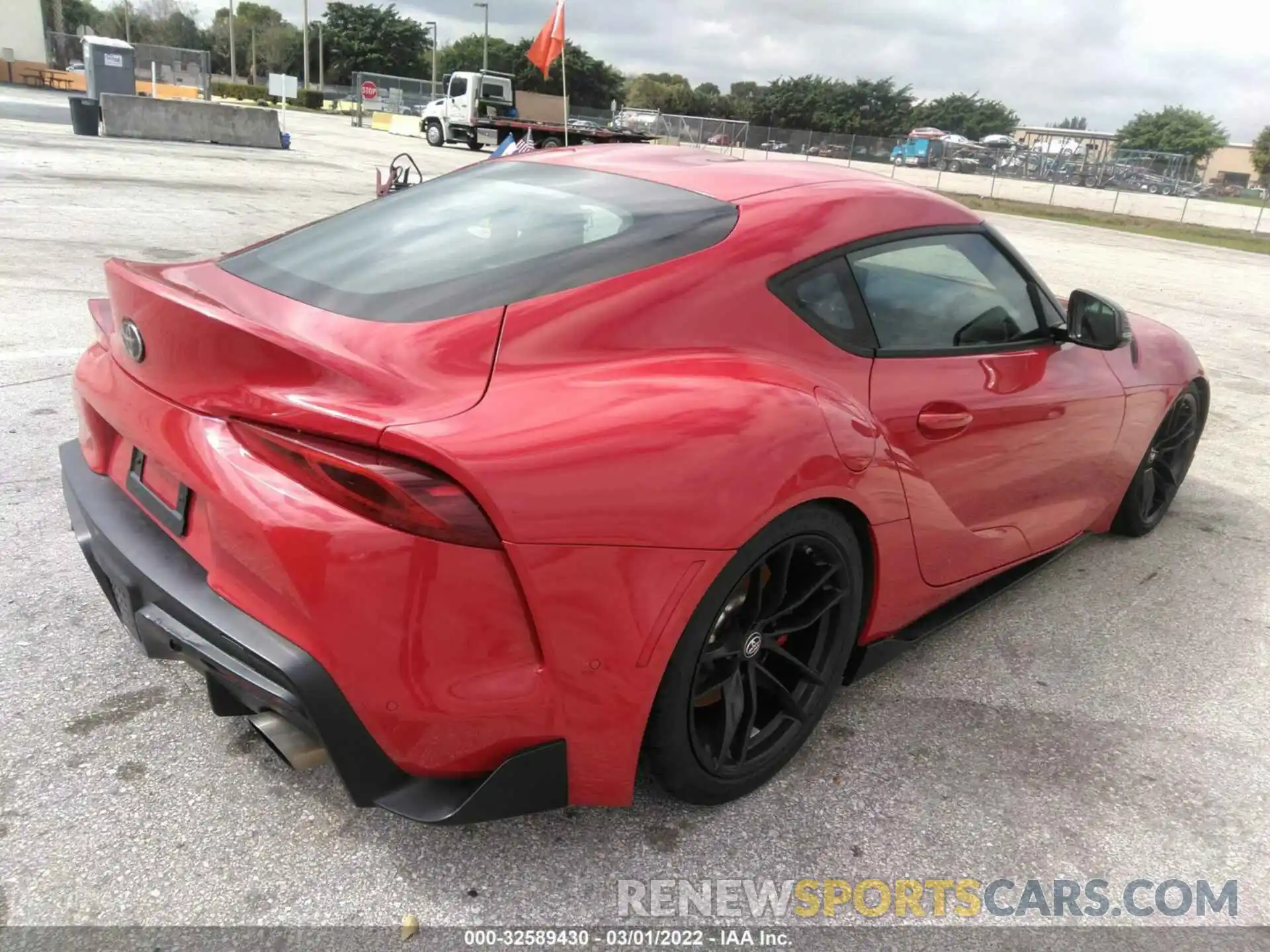 4 Photograph of a damaged car WZ1DB4C09LW028235 TOYOTA GR SUPRA 2020