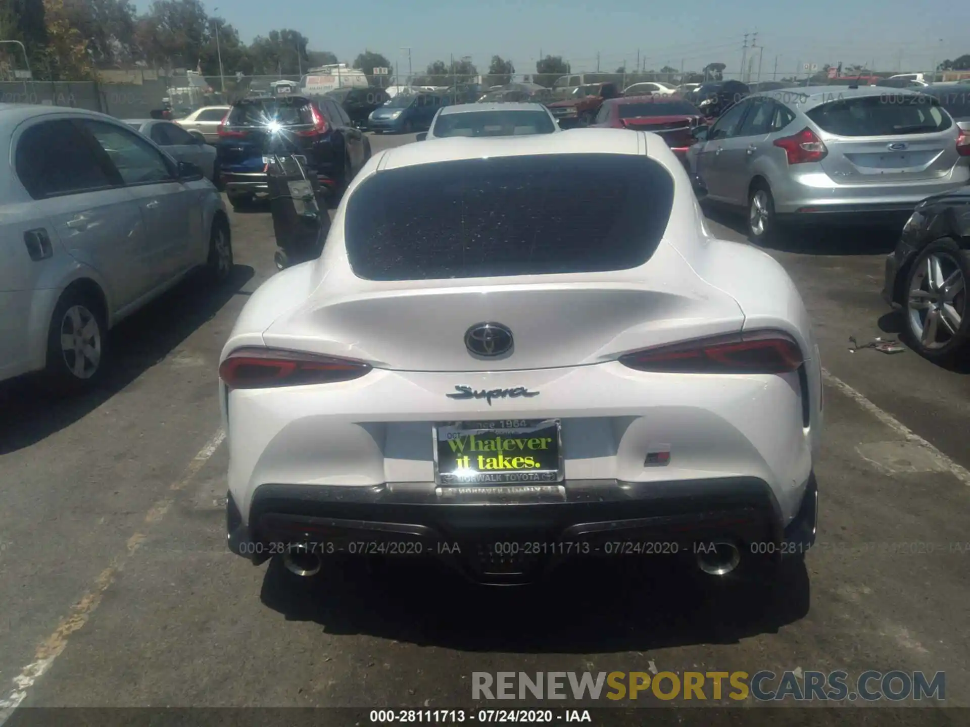 8 Photograph of a damaged car WZ1DB4C0XLW025022 TOYOTA GR SUPRA 2020