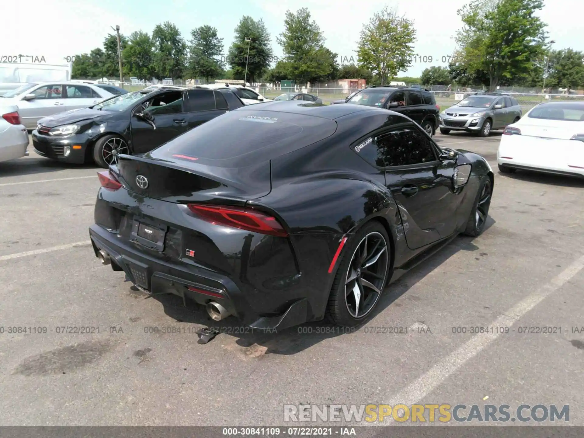 4 Photograph of a damaged car WZ1DB0C06MW041468 TOYOTA GR SUPRA 2021