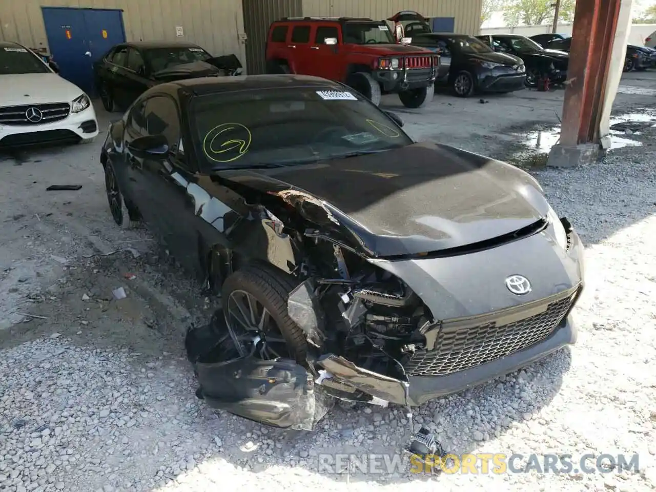 1 Photograph of a damaged car JF1ZNBC19N8753100 TOYOTA GR86 2022