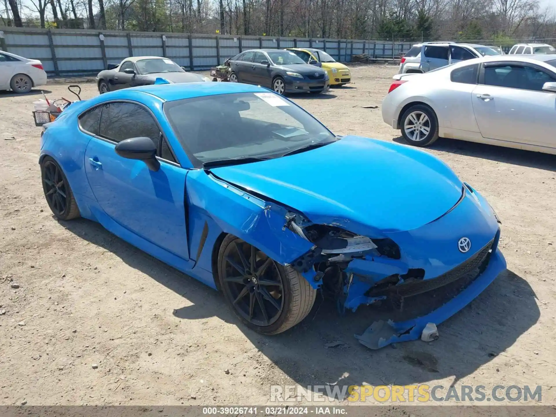 1 Photograph of a damaged car JF1ZNBE11N9750862 TOYOTA GR86 2022