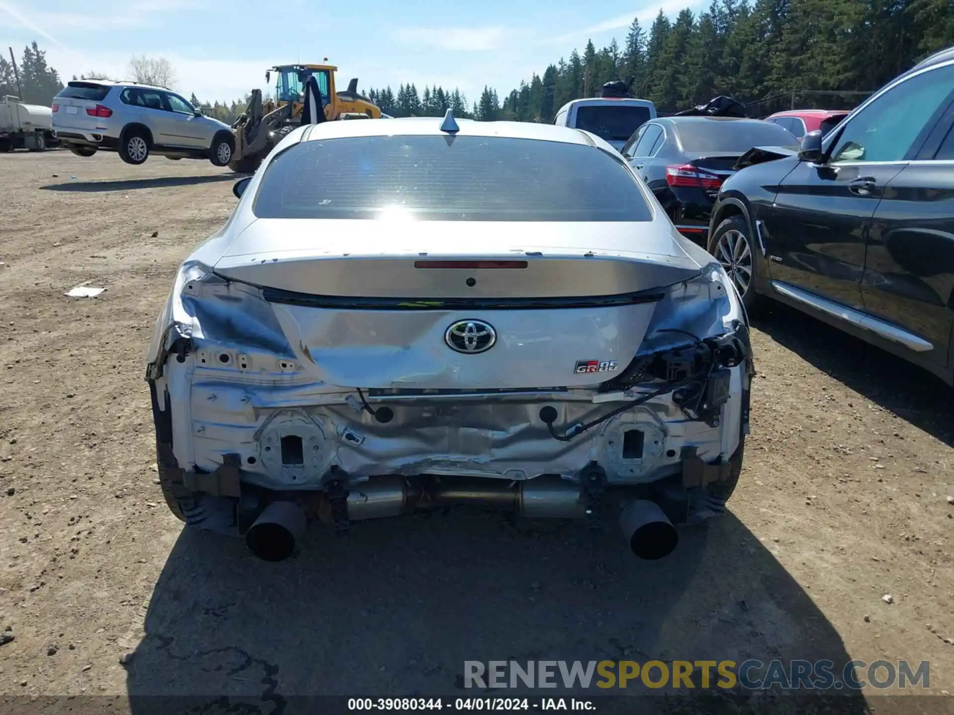 6 Photograph of a damaged car JF1ZNBE16N9751442 TOYOTA GR86 2022