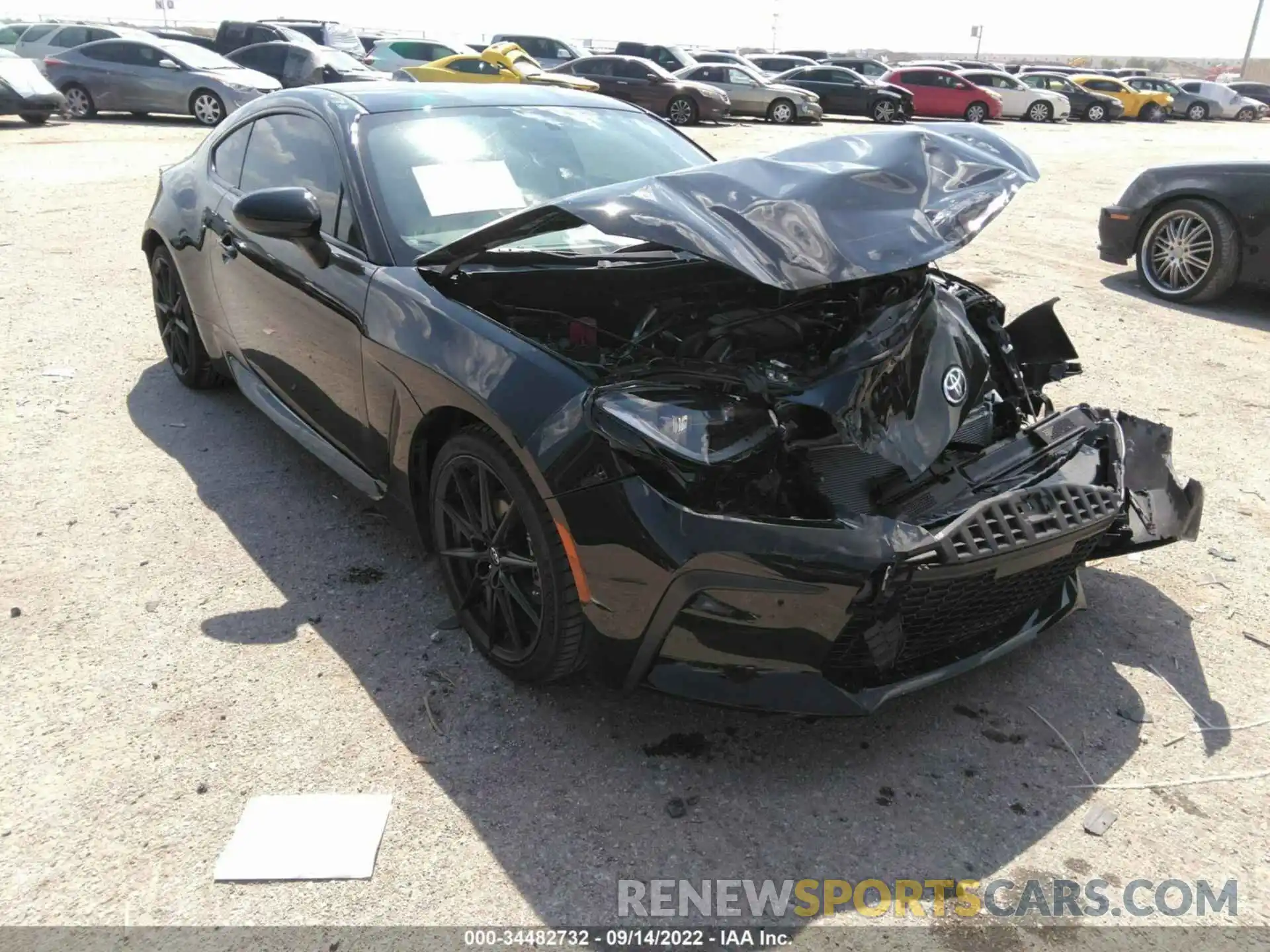 1 Photograph of a damaged car JF1ZNBF13N8754819 TOYOTA GR86 2022