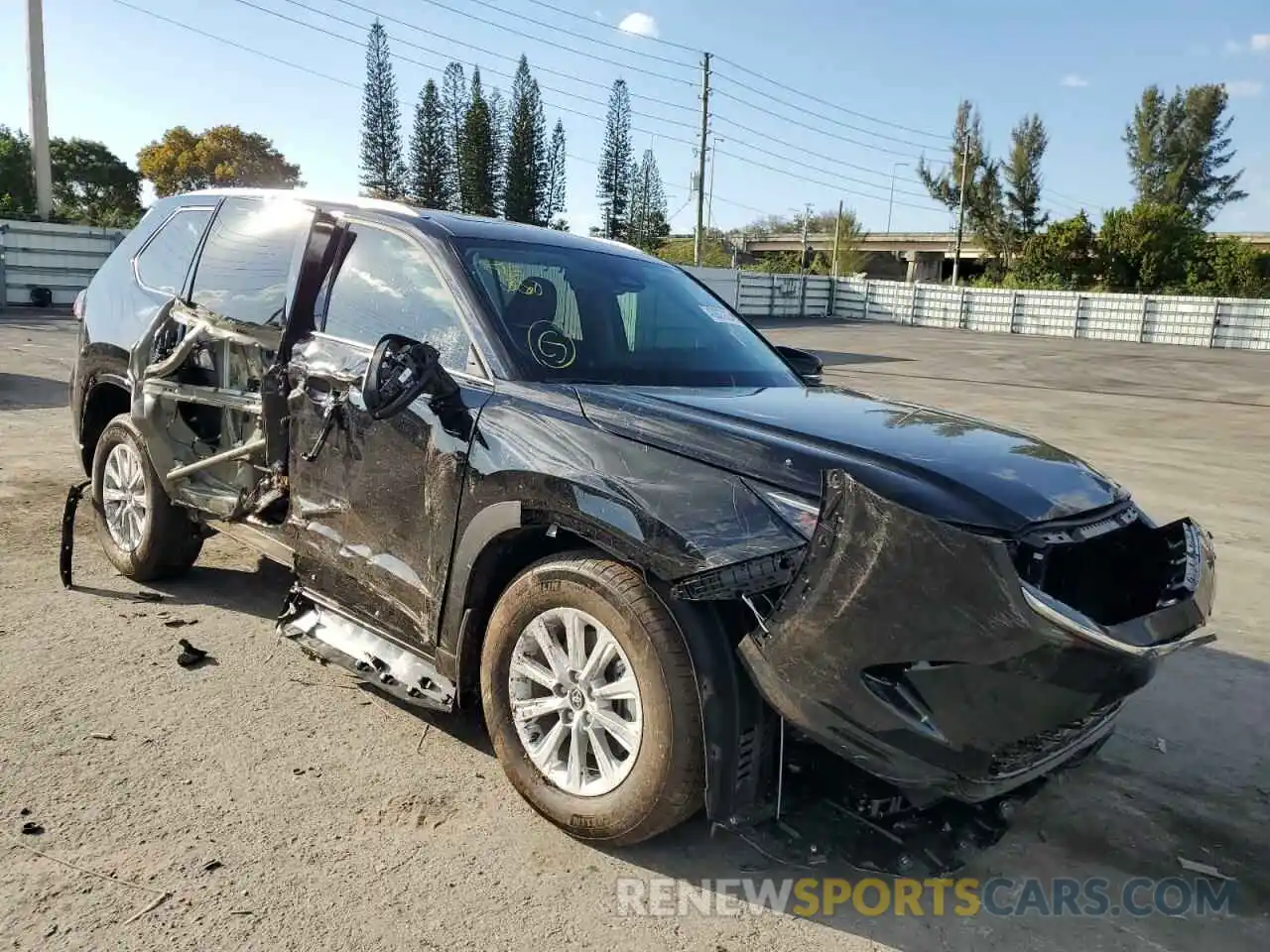 4 Photograph of a damaged car 5TDAAAA52RS009780 TOYOTA GRAND HIGH 2024