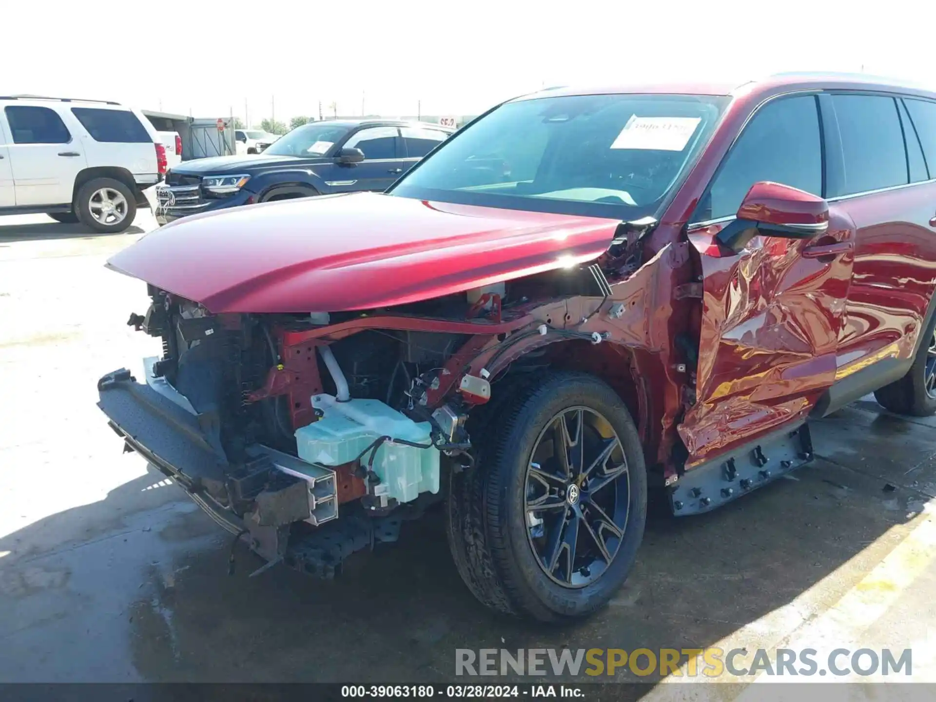 6 Photograph of a damaged car 5TDAAAA50RS001225 TOYOTA GRAND HIGHLANDER 2024