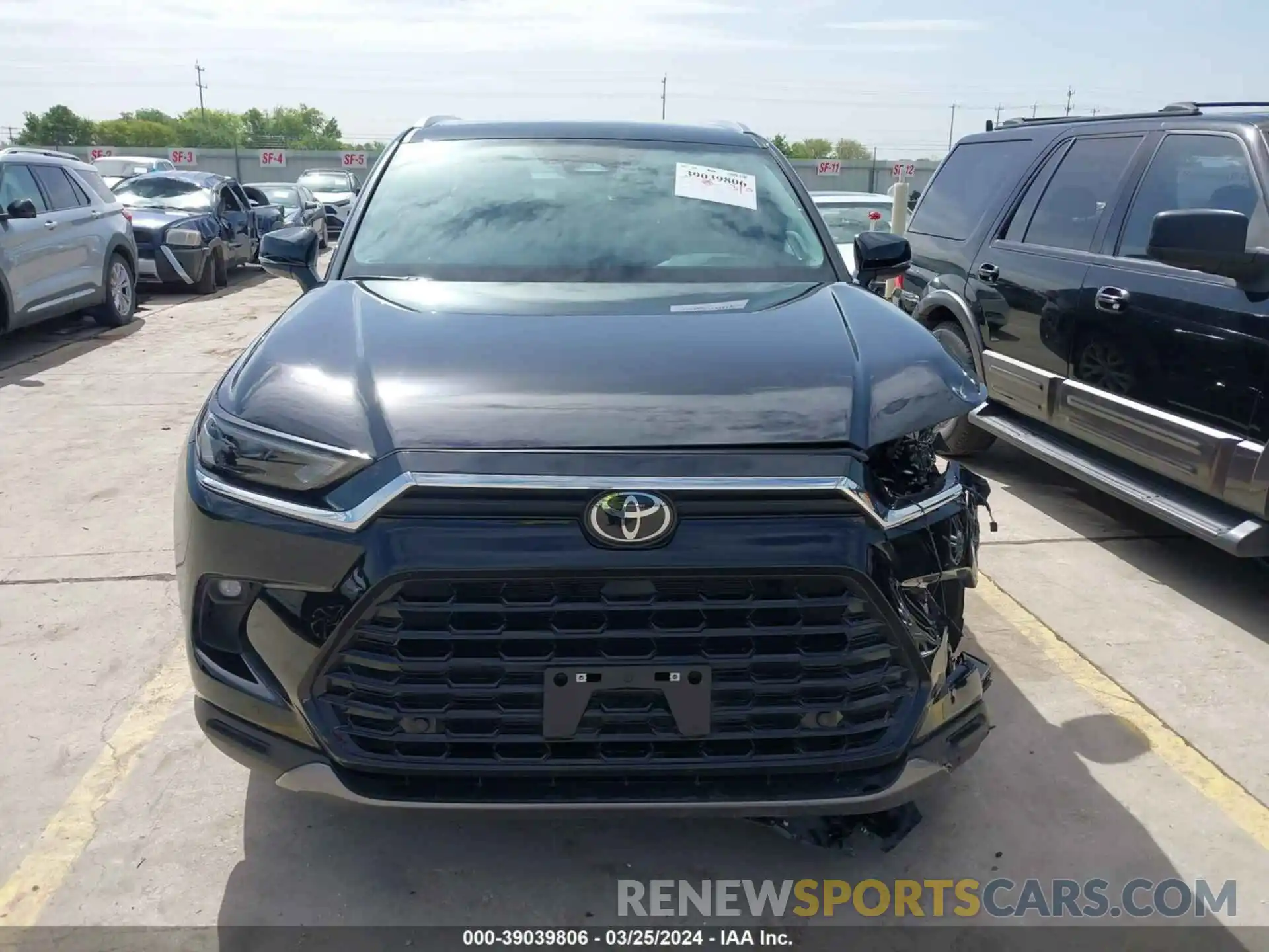 12 Photograph of a damaged car 5TDAAAA53RS001946 TOYOTA GRAND HIGHLANDER 2024