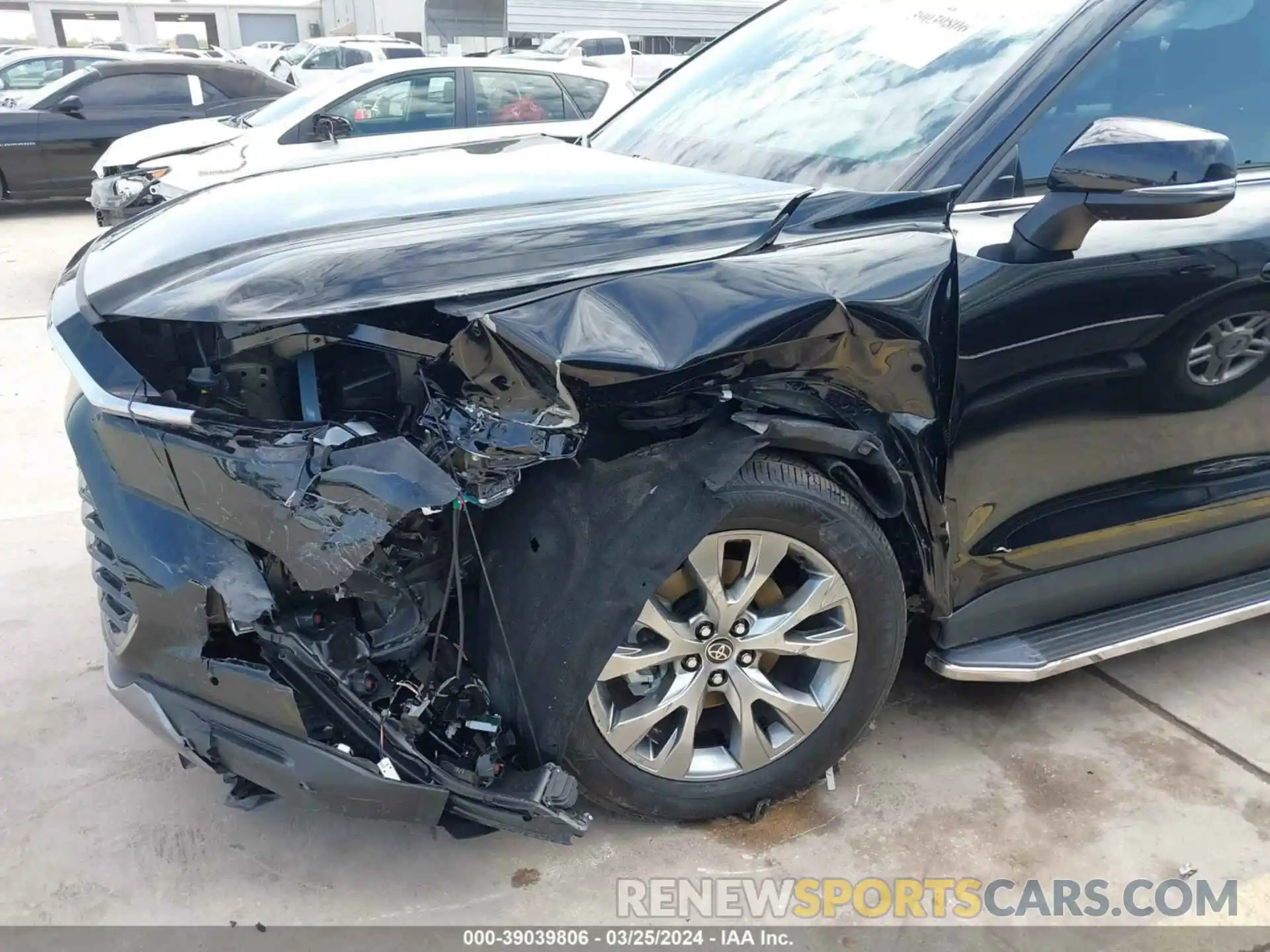 17 Photograph of a damaged car 5TDAAAA53RS001946 TOYOTA GRAND HIGHLANDER 2024