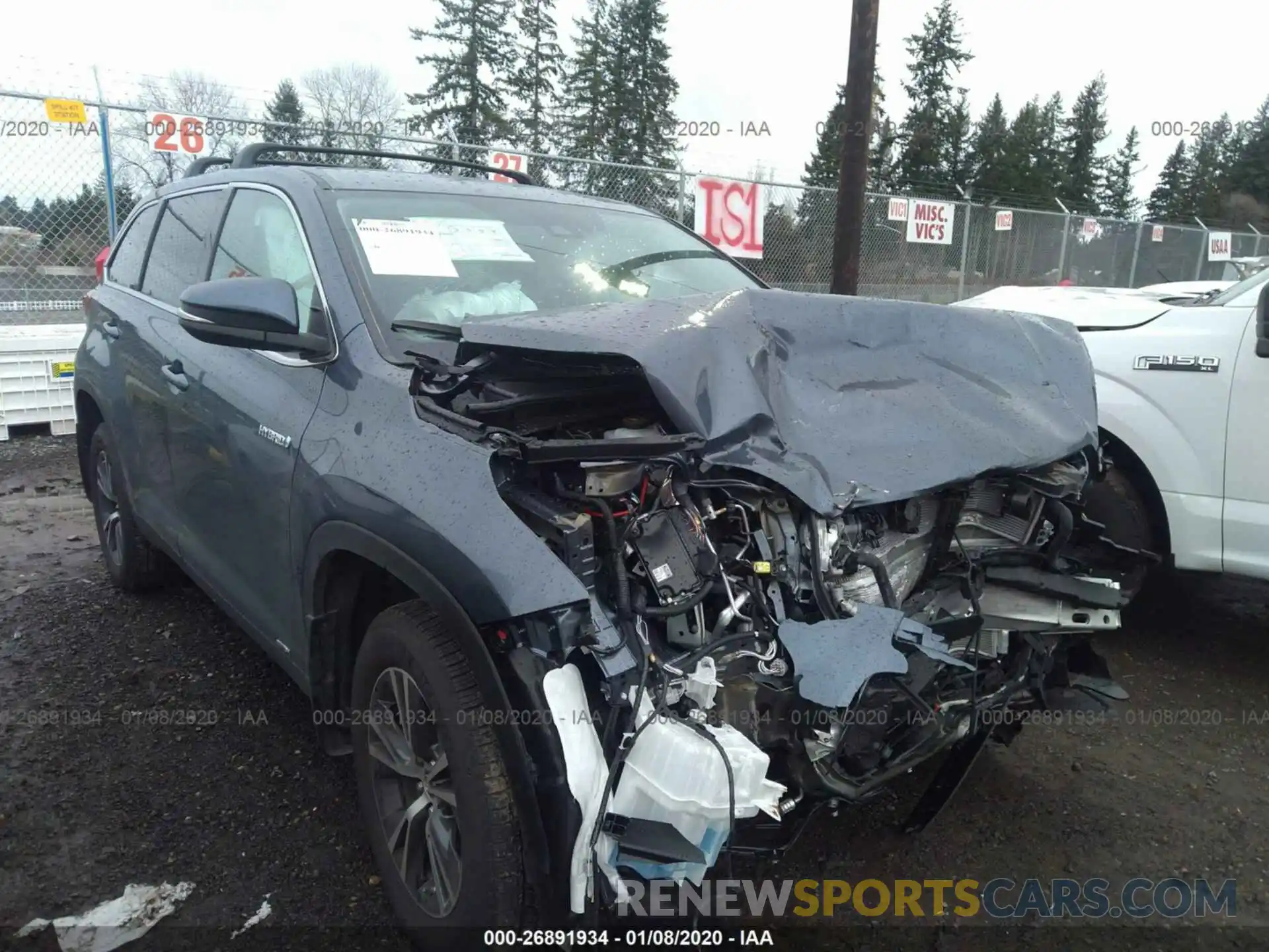 1 Photograph of a damaged car 5TDBGRFH3KS067293 TOYOTA HIGHLANDER 2019