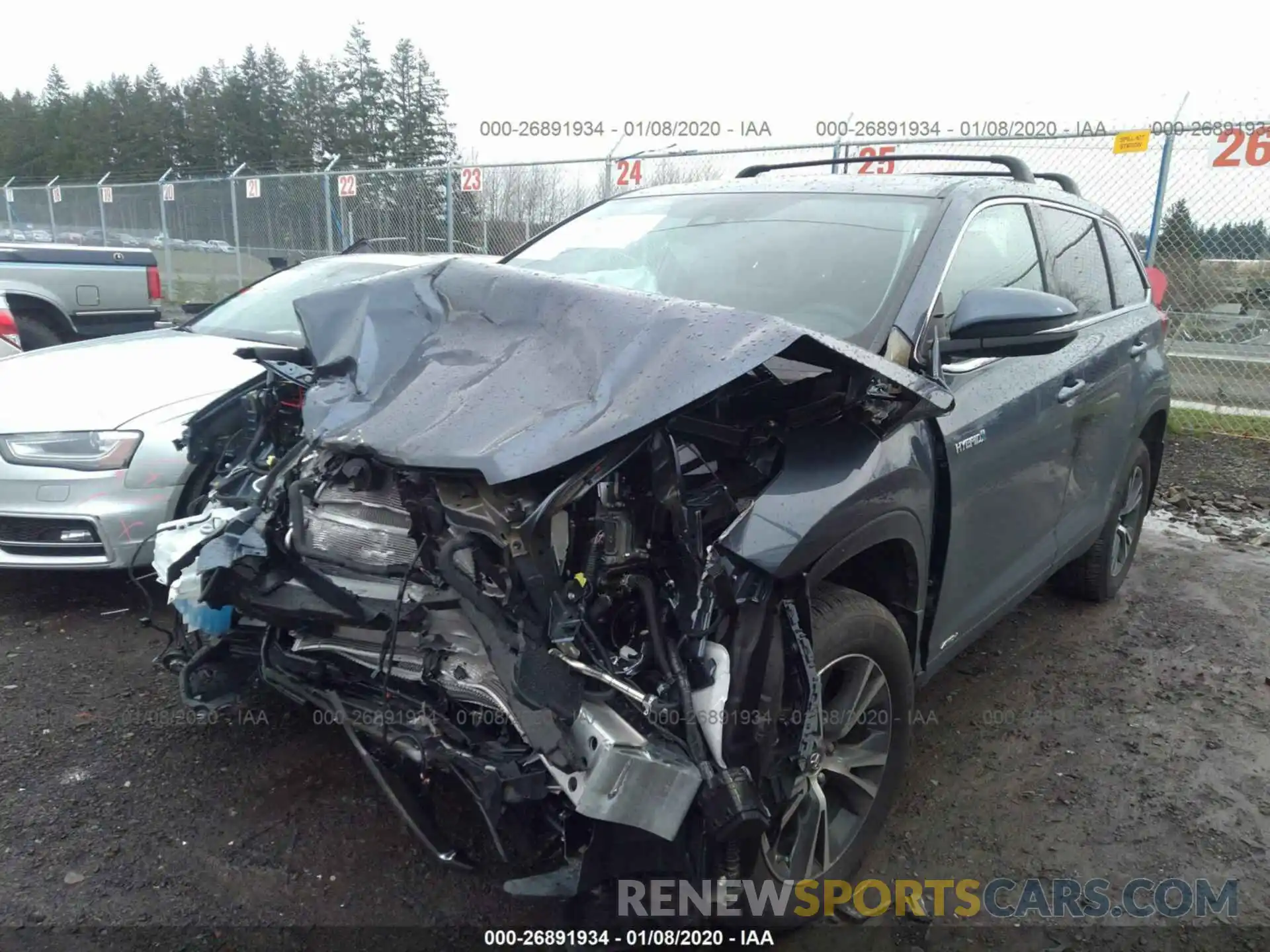 2 Photograph of a damaged car 5TDBGRFH3KS067293 TOYOTA HIGHLANDER 2019