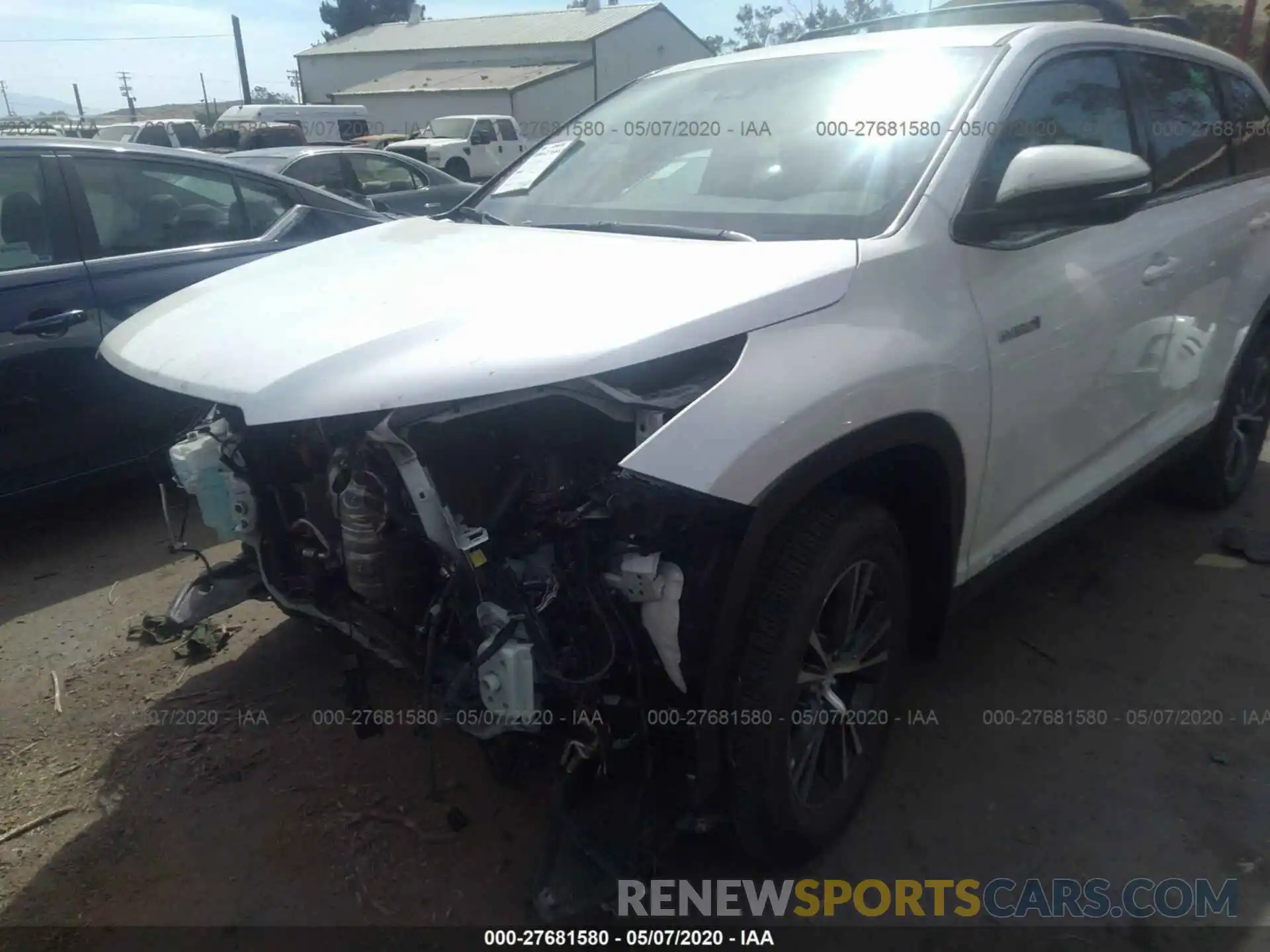 6 Photograph of a damaged car 5TDBGRFH6KS074335 TOYOTA HIGHLANDER 2019