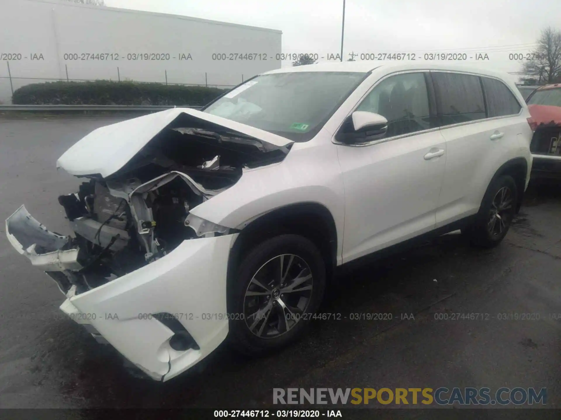 2 Photograph of a damaged car 5TDBZRFH0KS700424 TOYOTA HIGHLANDER 2019