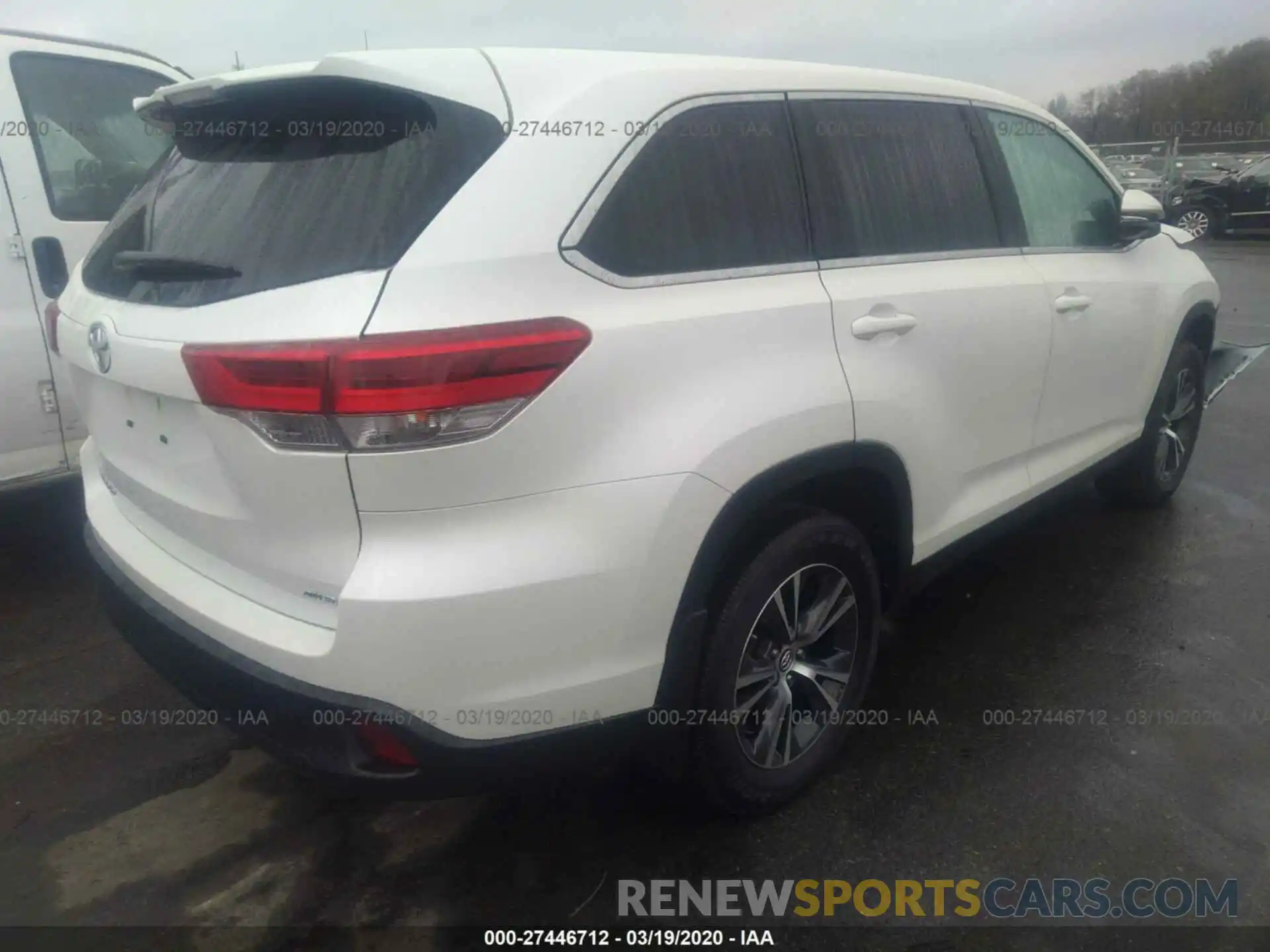 4 Фотография поврежденного автомобиля 5TDBZRFH0KS700424 TOYOTA HIGHLANDER 2019