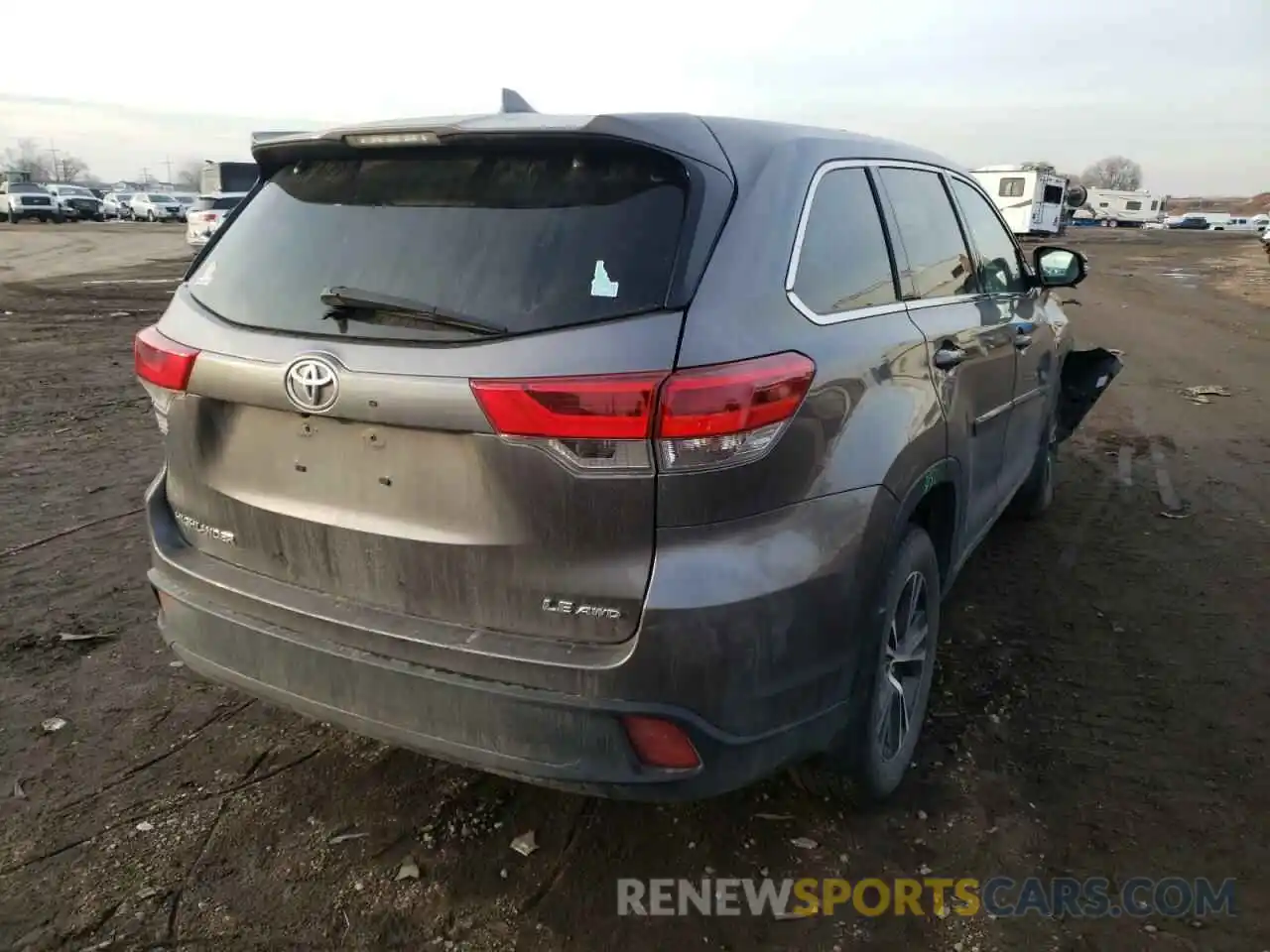 4 Фотография поврежденного автомобиля 5TDBZRFH0KS708104 TOYOTA HIGHLANDER 2019