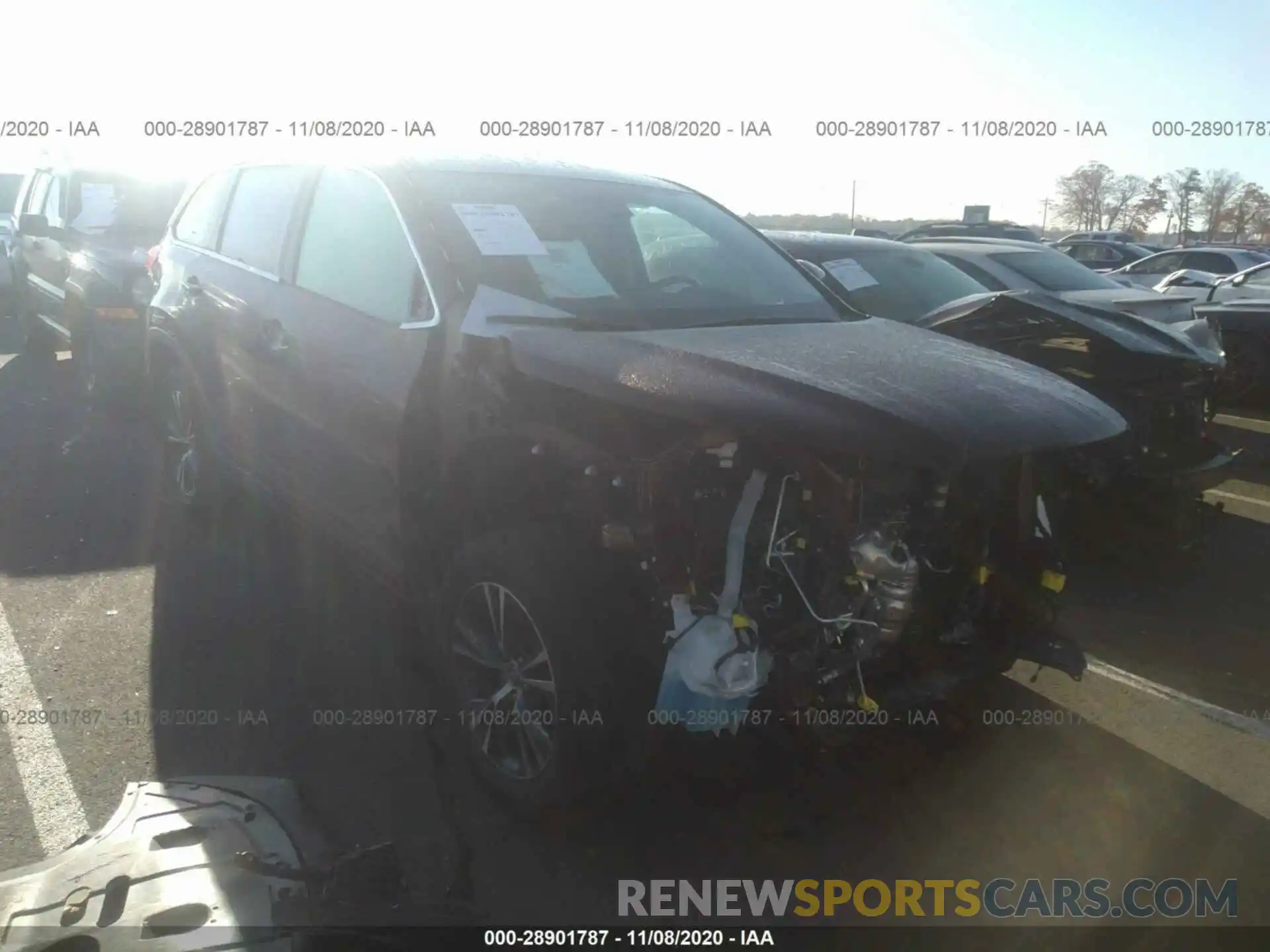 1 Photograph of a damaged car 5TDBZRFH0KS713741 TOYOTA HIGHLANDER 2019