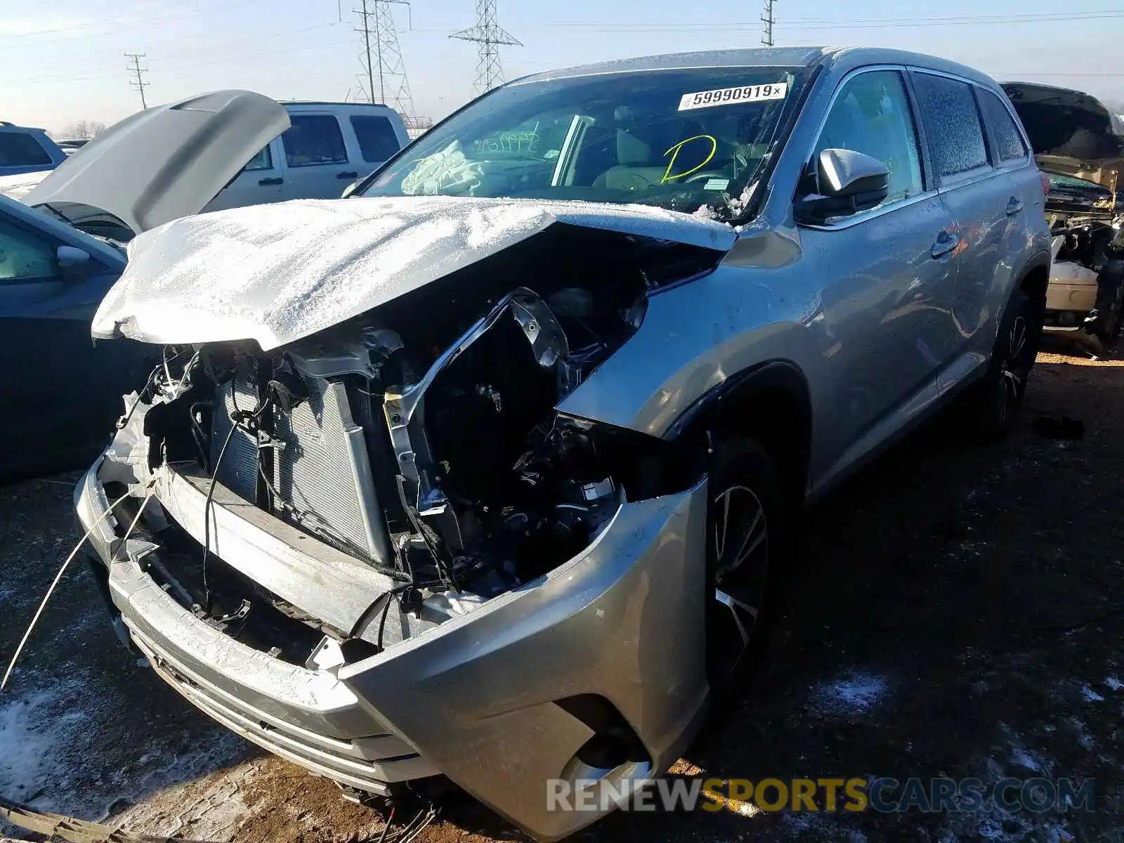 2 Photograph of a damaged car 5TDBZRFH0KS714419 TOYOTA HIGHLANDER 2019