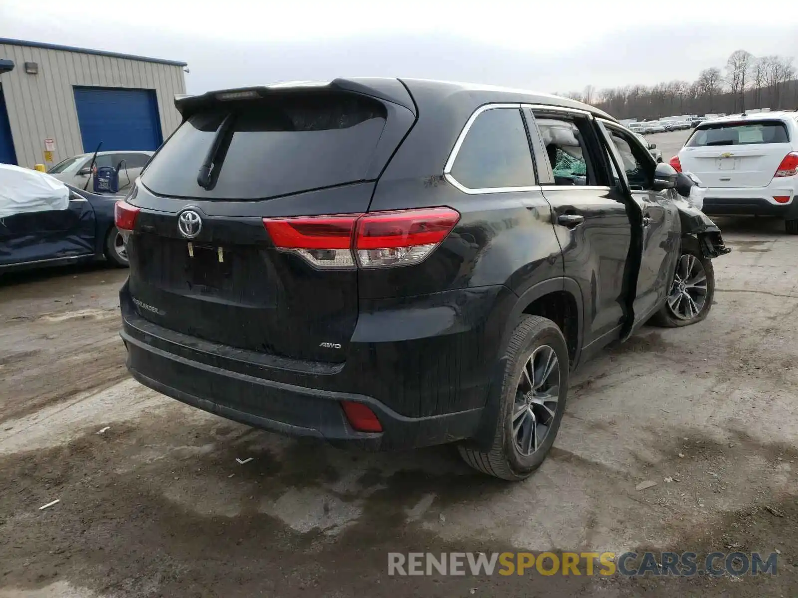 4 Фотография поврежденного автомобиля 5TDBZRFH0KS728465 TOYOTA HIGHLANDER 2019