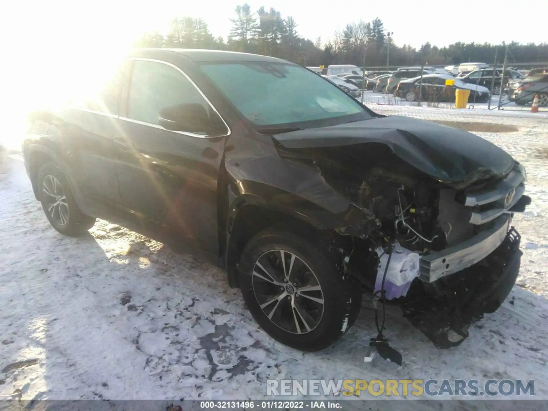 1 Photograph of a damaged car 5TDBZRFH0KS741927 TOYOTA HIGHLANDER 2019