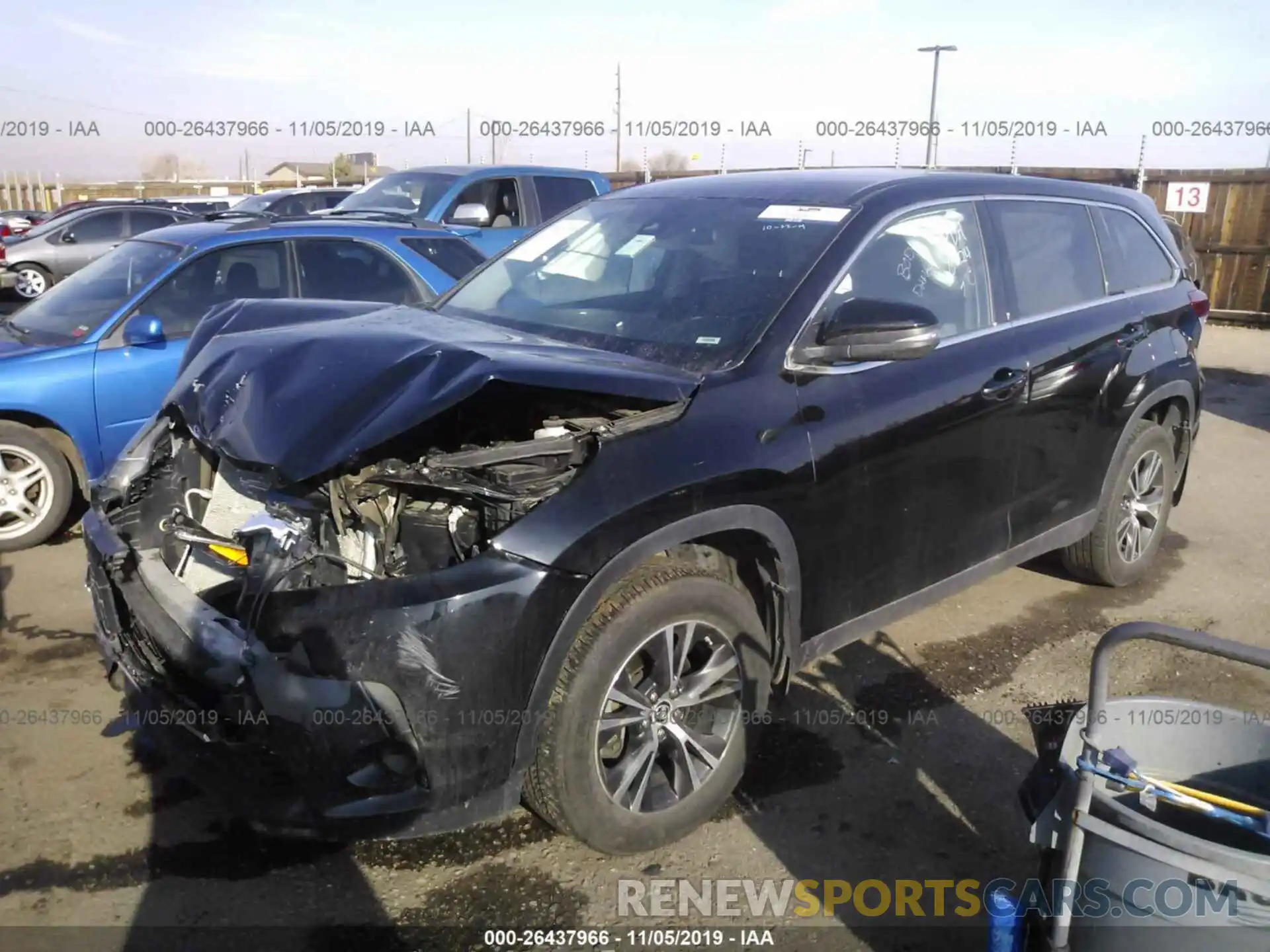 2 Photograph of a damaged car 5TDBZRFH0KS946177 TOYOTA HIGHLANDER 2019