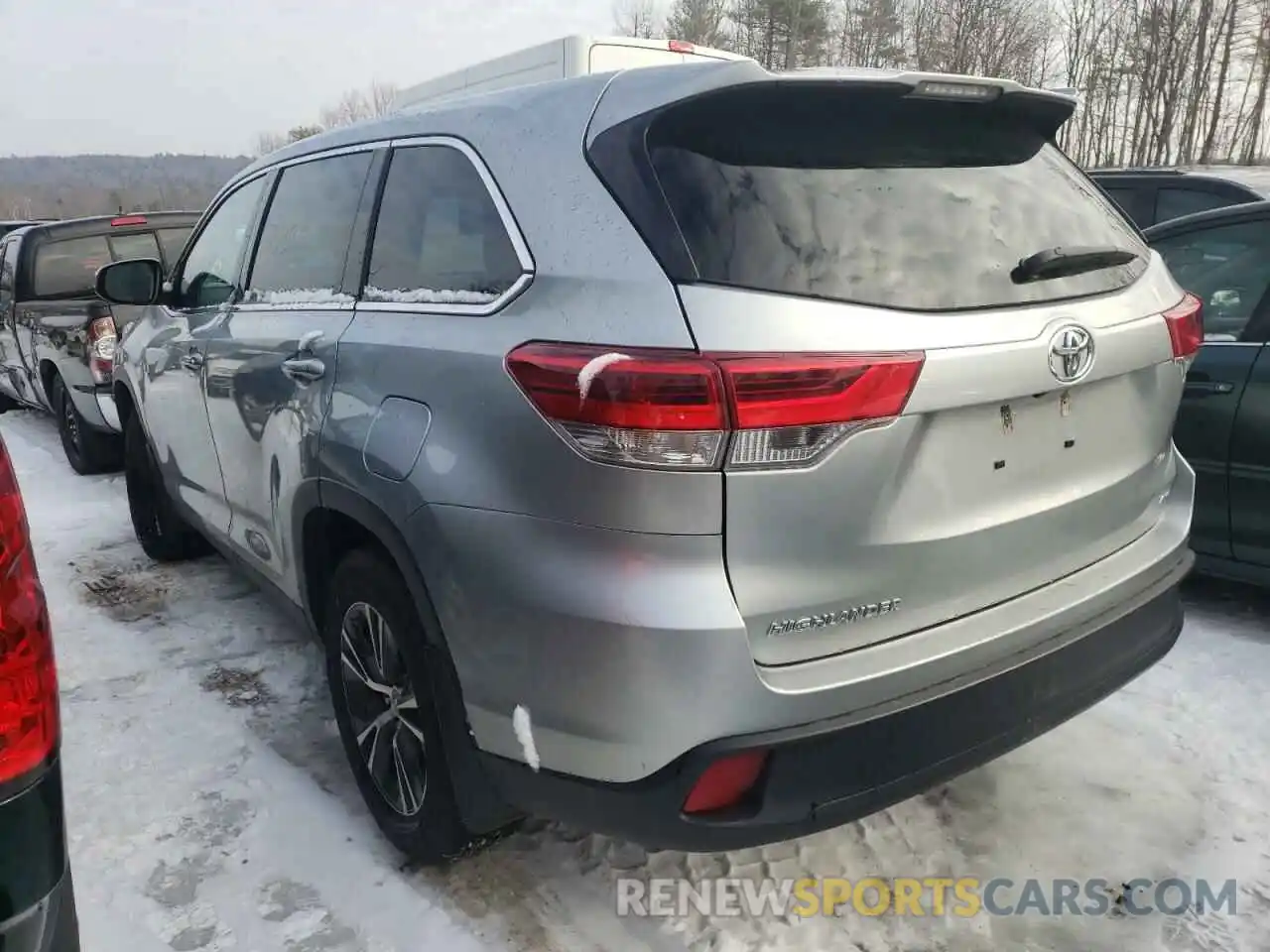 3 Фотография поврежденного автомобиля 5TDBZRFH0KS964081 TOYOTA HIGHLANDER 2019