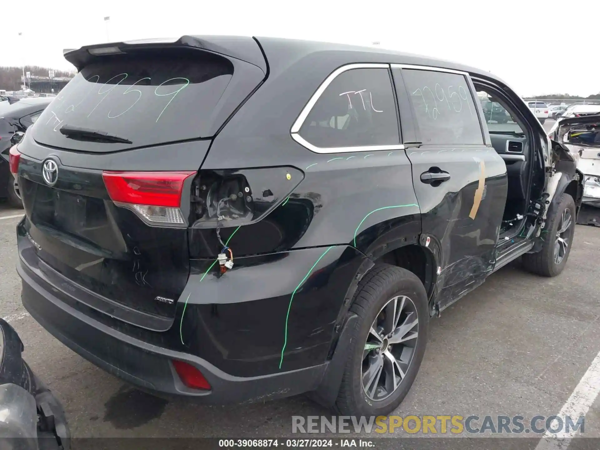 4 Фотография поврежденного автомобиля 5TDBZRFH0KS976666 TOYOTA HIGHLANDER 2019