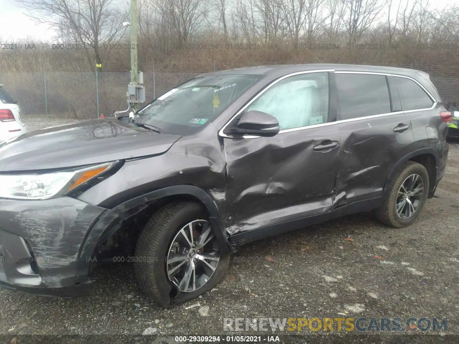 6 Photograph of a damaged car 5TDBZRFH0KS989577 TOYOTA HIGHLANDER 2019