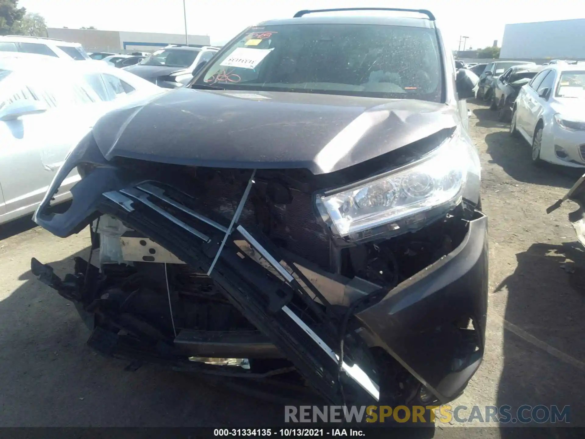 6 Photograph of a damaged car 5TDBZRFH0KS990373 TOYOTA HIGHLANDER 2019