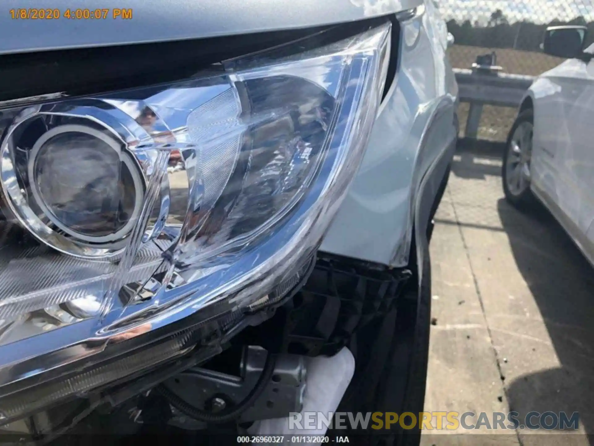 14 Photograph of a damaged car 5TDBZRFH0KS992382 TOYOTA HIGHLANDER 2019