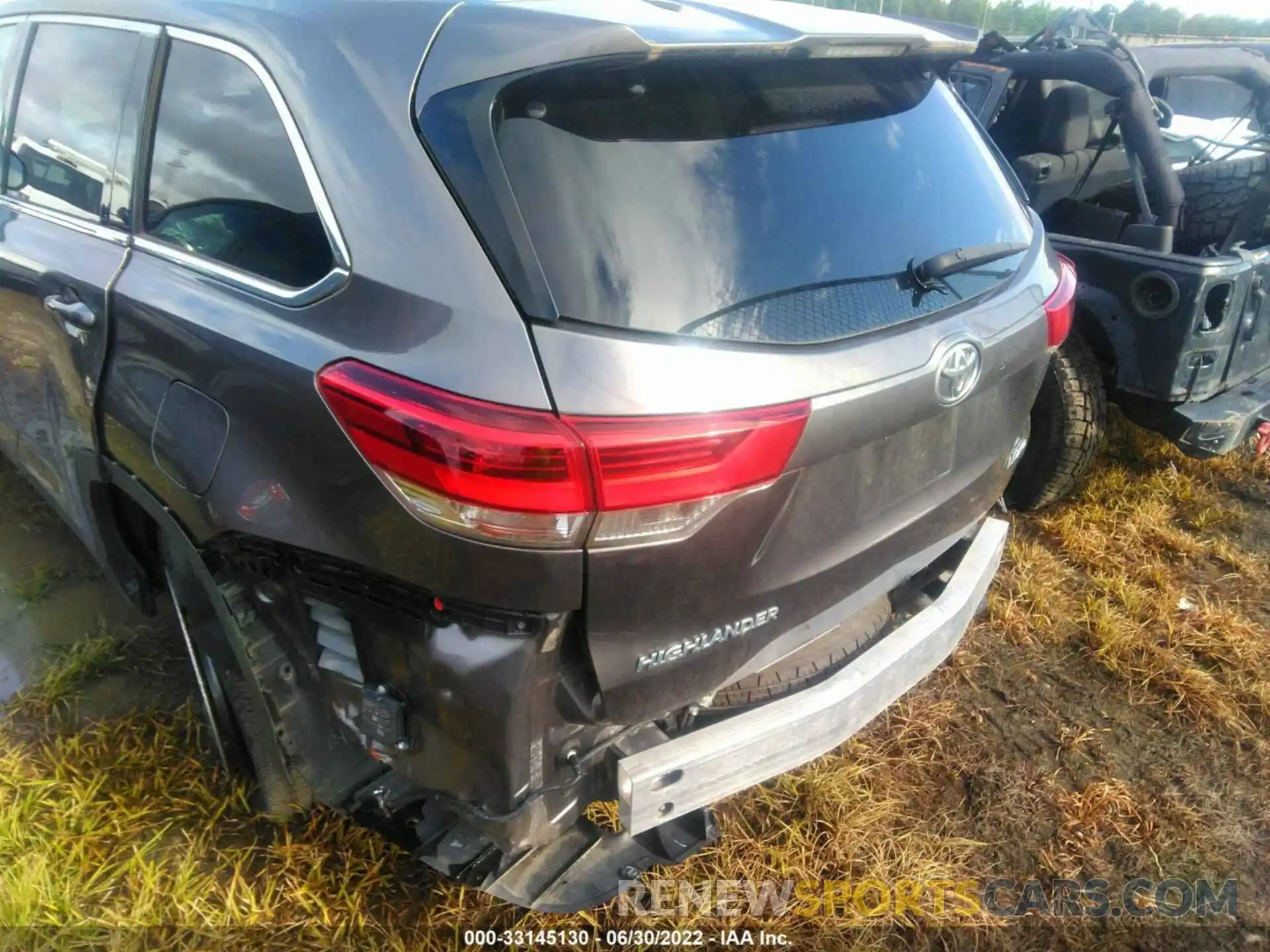 6 Photograph of a damaged car 5TDBZRFH1KS719600 TOYOTA HIGHLANDER 2019