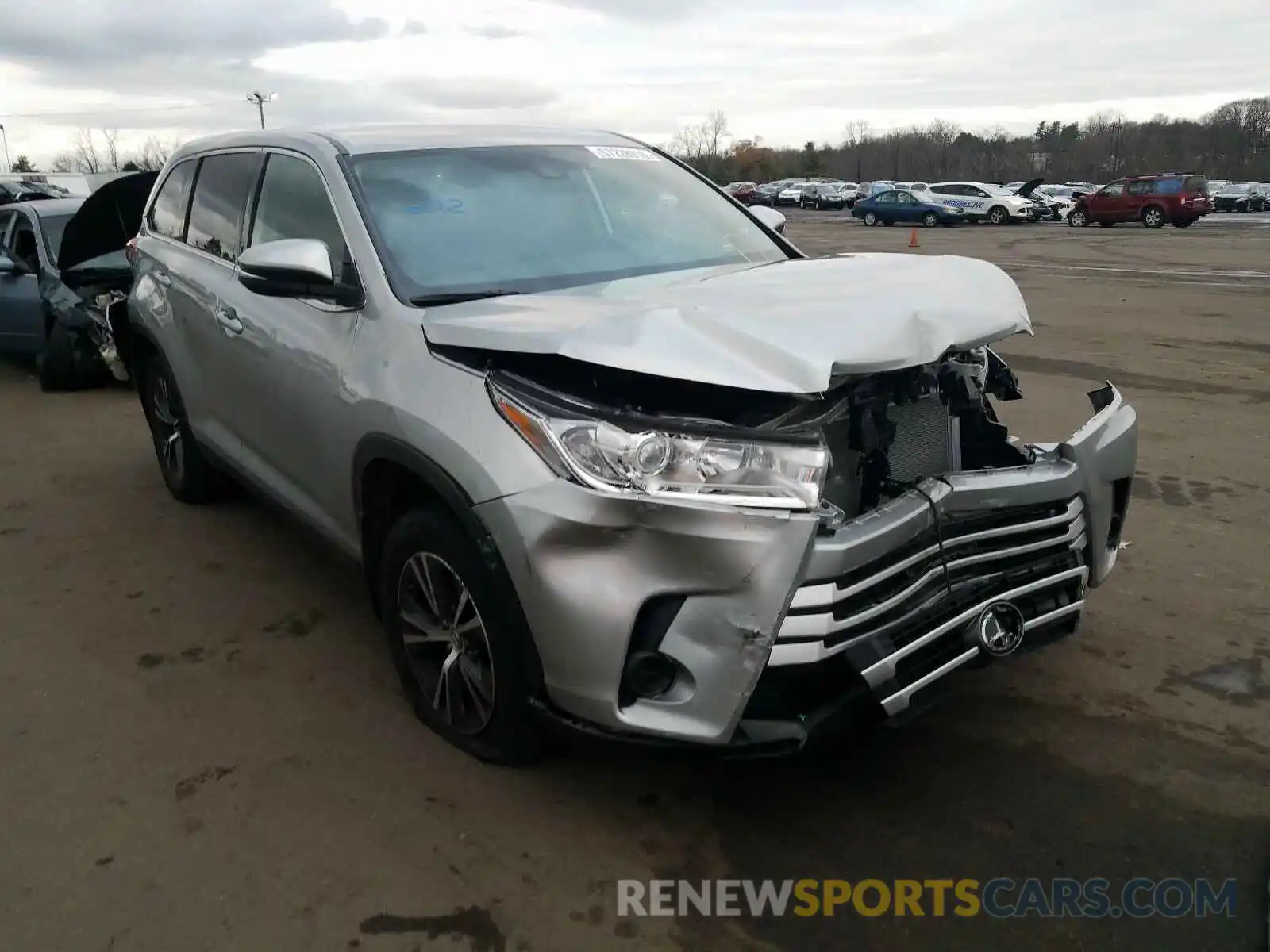 1 Photograph of a damaged car 5TDBZRFH1KS734887 TOYOTA HIGHLANDER 2019