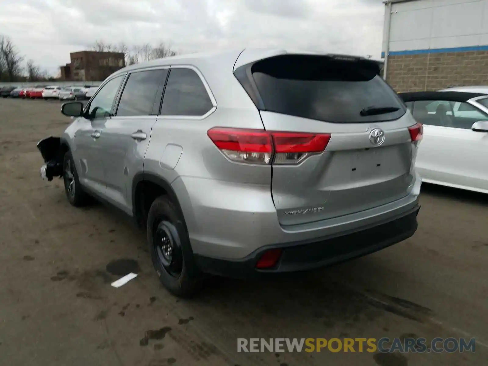 3 Фотография поврежденного автомобиля 5TDBZRFH1KS734887 TOYOTA HIGHLANDER 2019