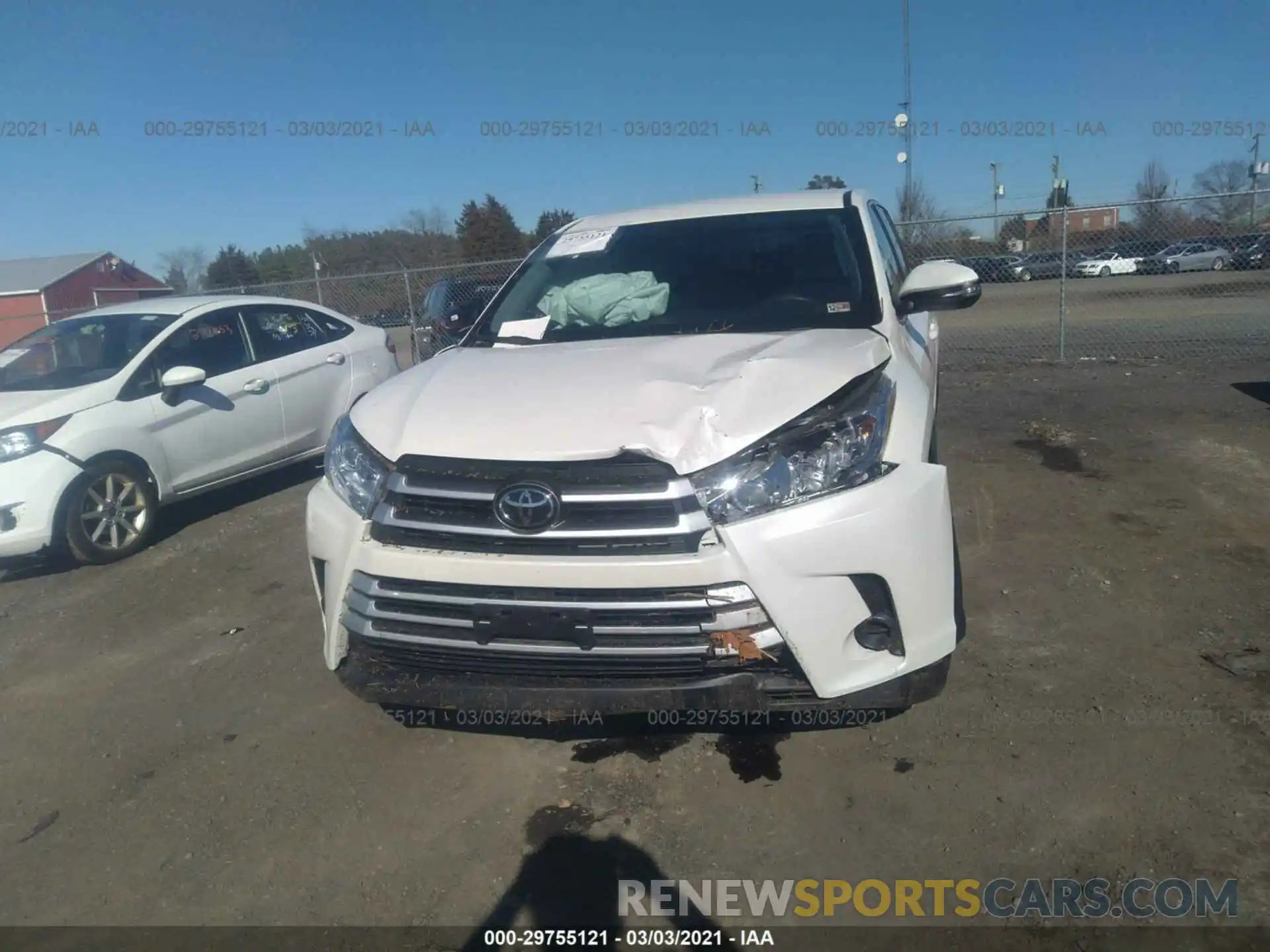 6 Photograph of a damaged car 5TDBZRFH1KS743573 TOYOTA HIGHLANDER 2019