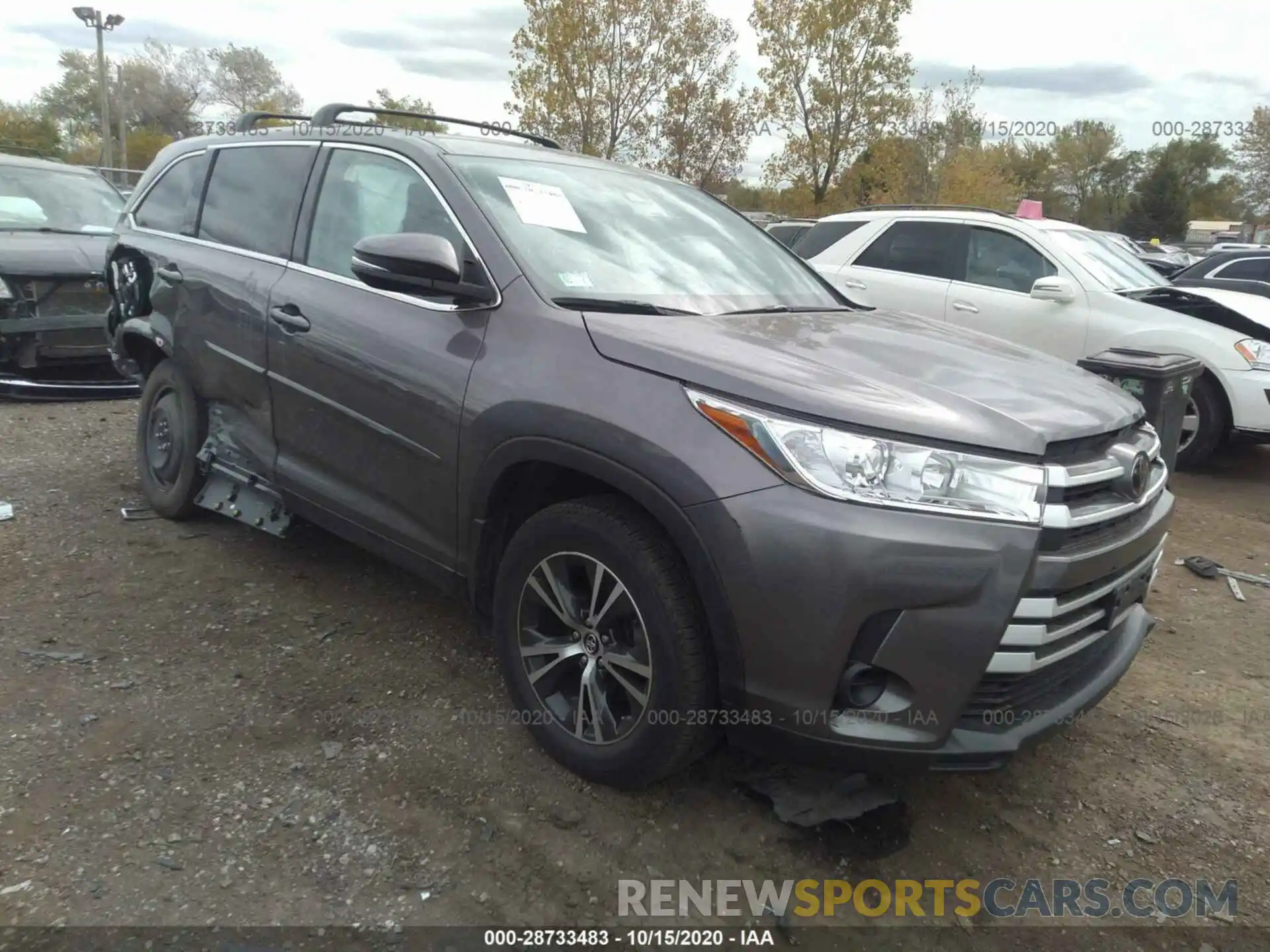 1 Photograph of a damaged car 5TDBZRFH1KS920445 TOYOTA HIGHLANDER 2019