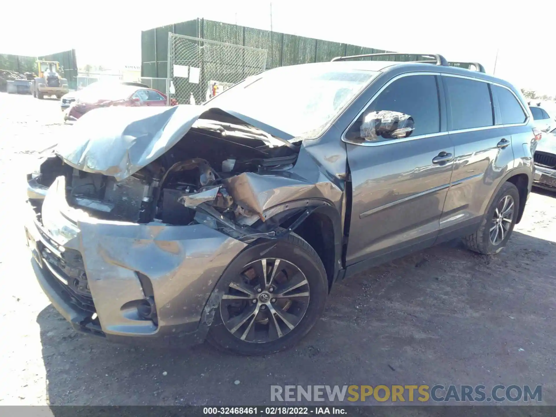 2 Photograph of a damaged car 5TDBZRFH1KS926519 TOYOTA HIGHLANDER 2019