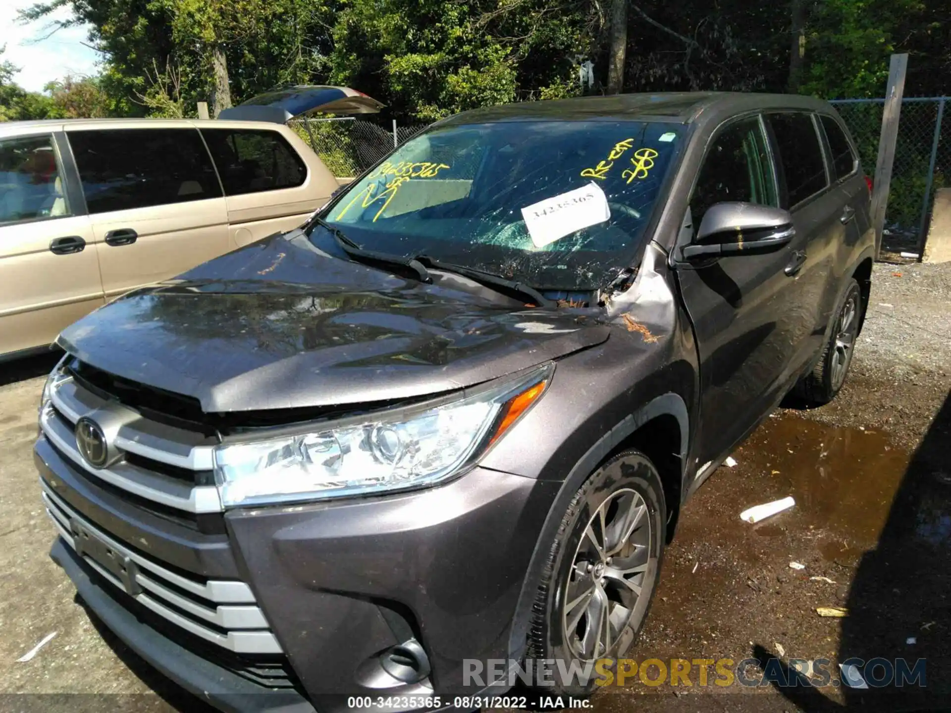 6 Фотография поврежденного автомобиля 5TDBZRFH1KS970357 TOYOTA HIGHLANDER 2019