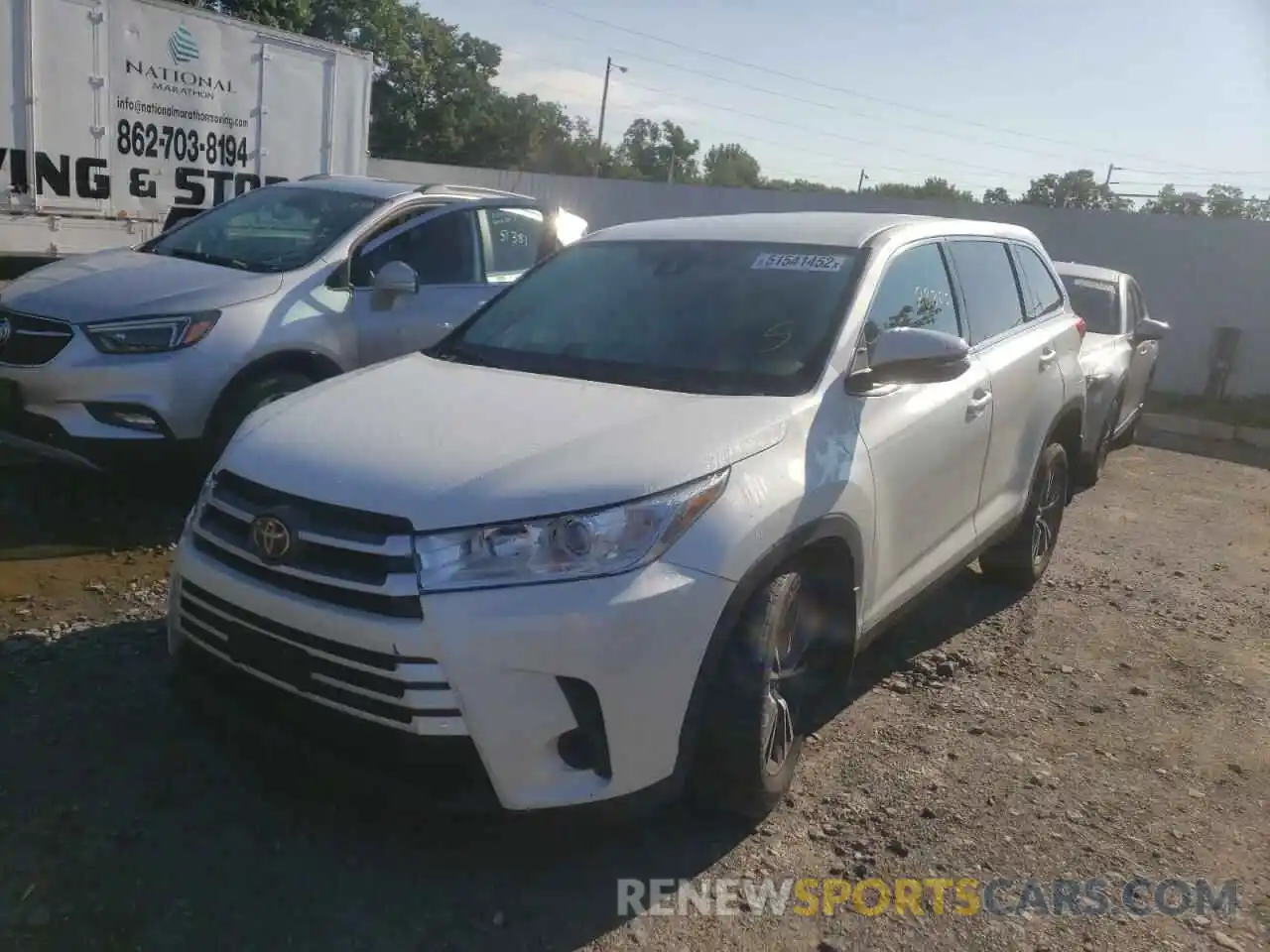 2 Photograph of a damaged car 5TDBZRFH1KS971749 TOYOTA HIGHLANDER 2019