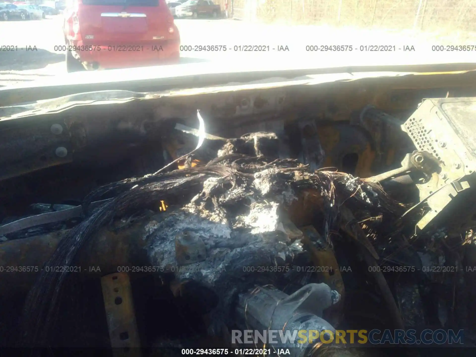 7 Photograph of a damaged car 5TDBZRFH1KS978992 TOYOTA HIGHLANDER 2019