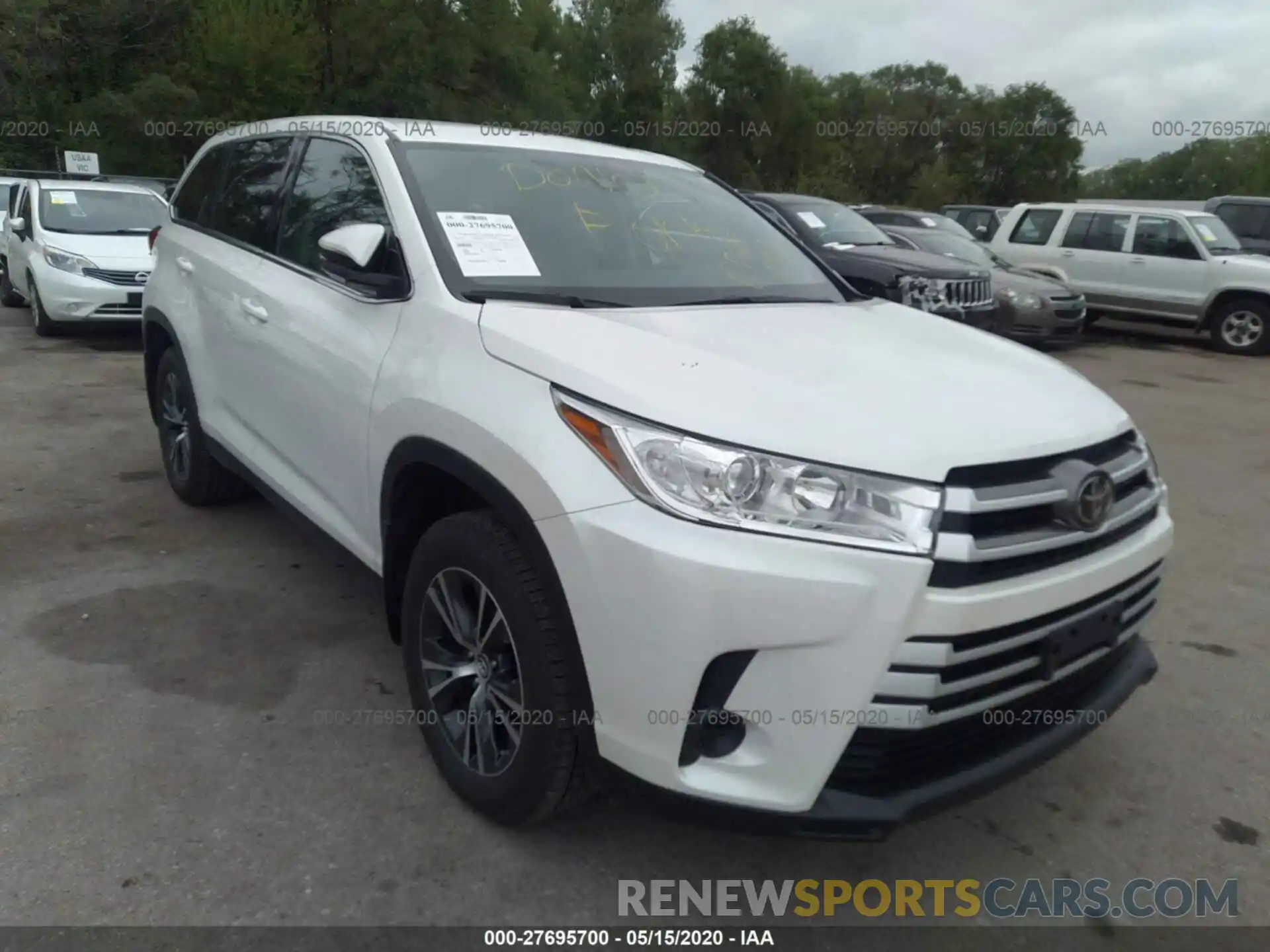 1 Photograph of a damaged car 5TDBZRFH1KS994173 TOYOTA HIGHLANDER 2019