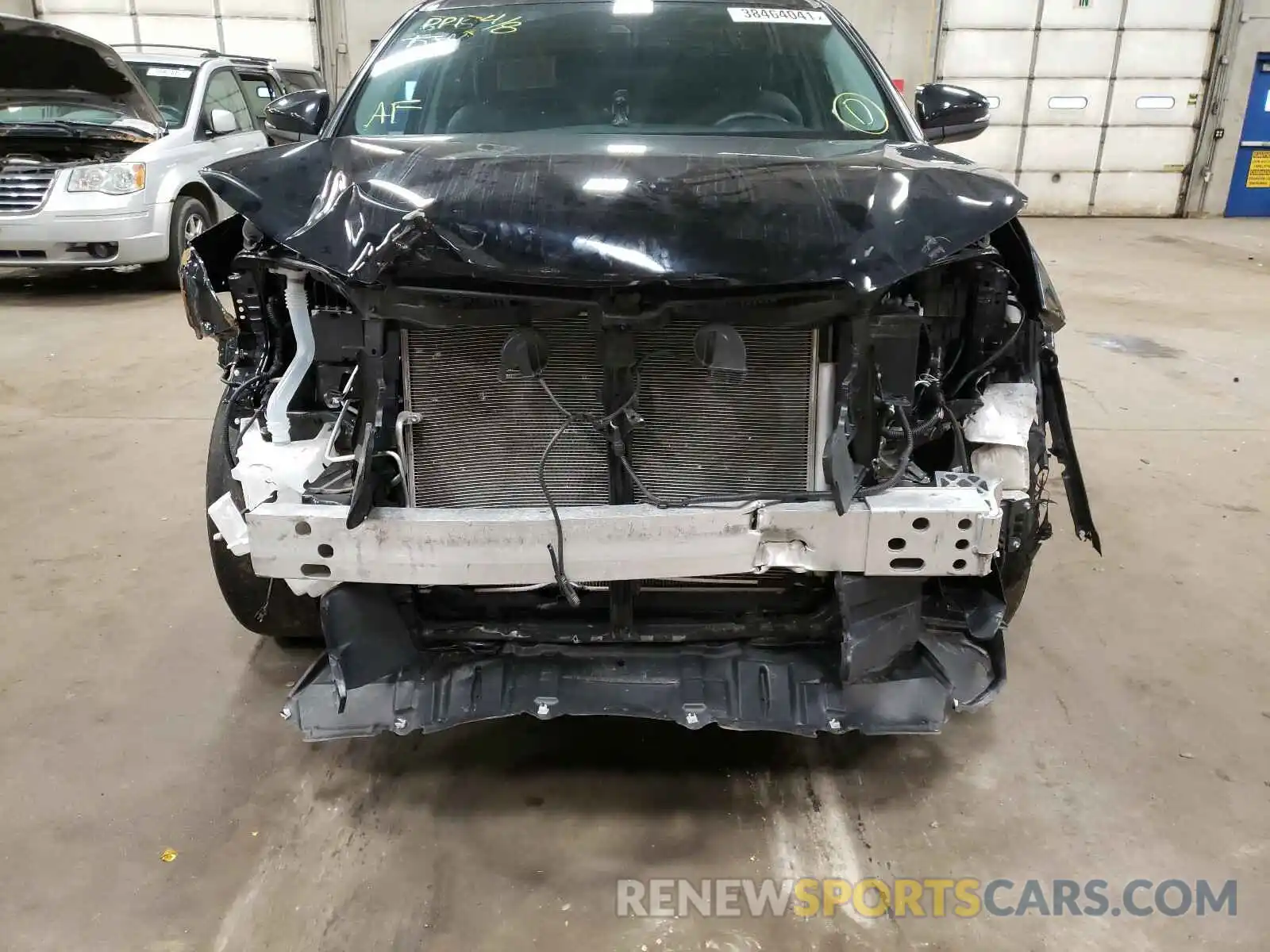 9 Photograph of a damaged car 5TDBZRFH2KS737362 TOYOTA HIGHLANDER 2019