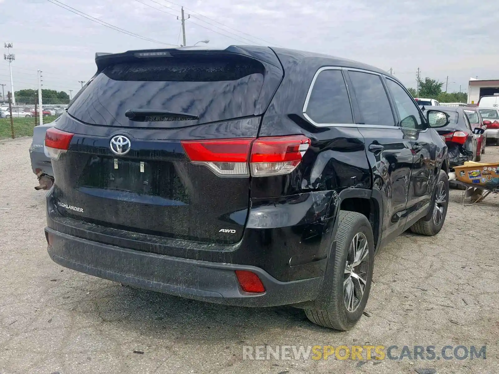 4 Фотография поврежденного автомобиля 5TDBZRFH2KS923189 TOYOTA HIGHLANDER 2019