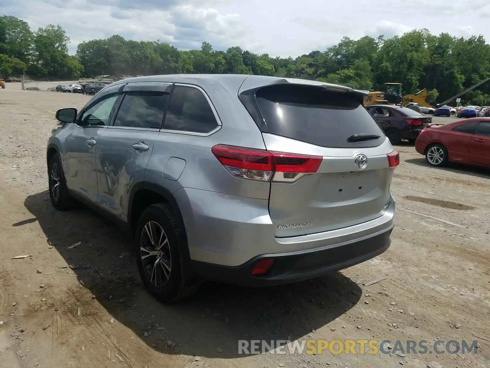 3 Photograph of a damaged car 5TDBZRFH2KS932572 TOYOTA HIGHLANDER 2019