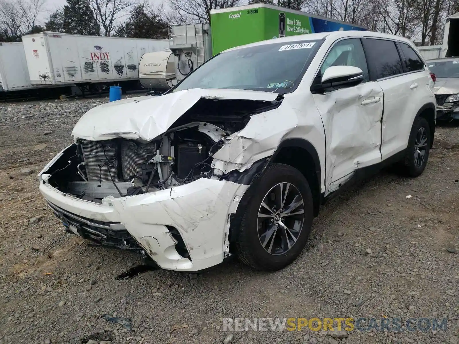 2 Photograph of a damaged car 5TDBZRFH2KS942616 TOYOTA HIGHLANDER 2019