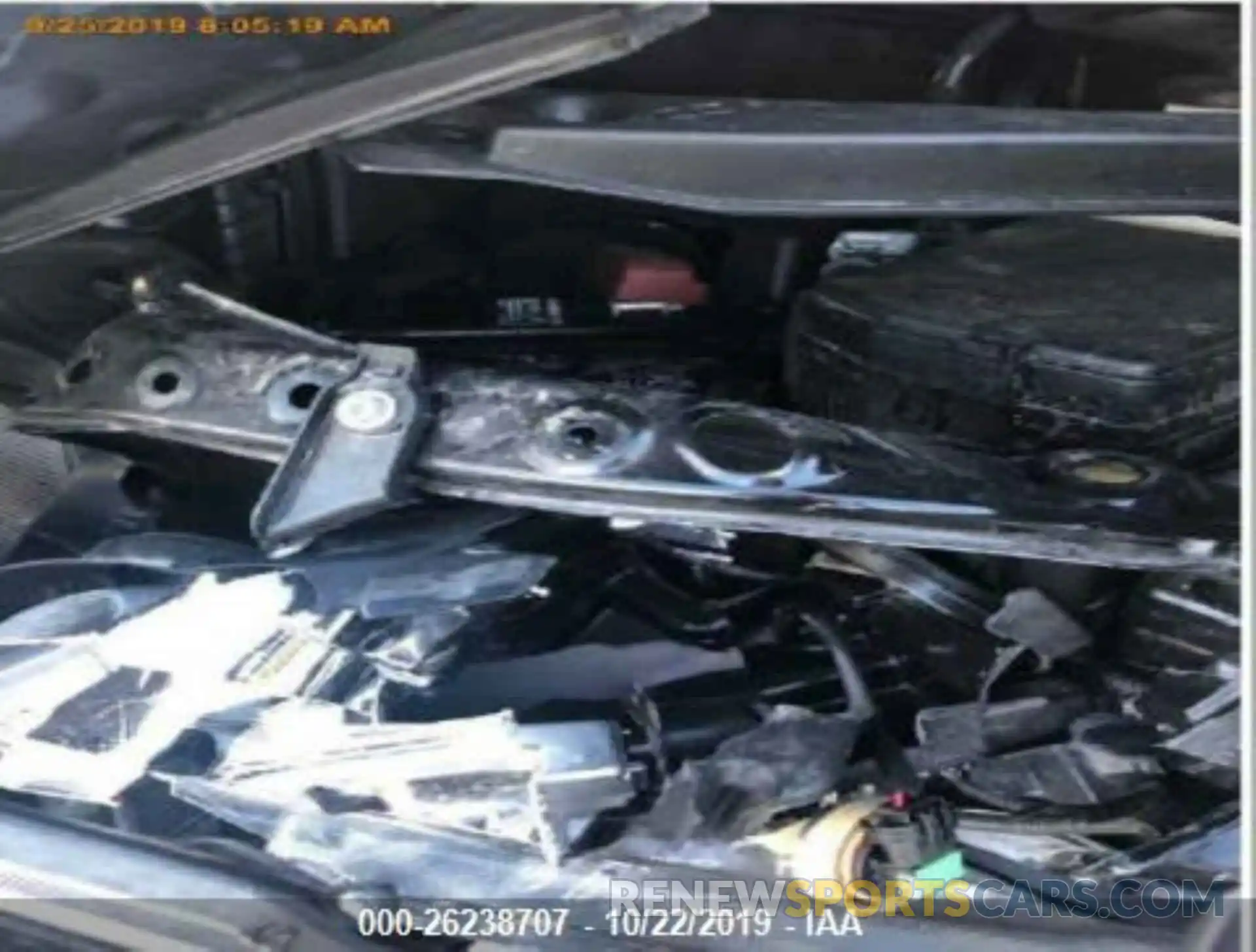 10 Photograph of a damaged car 5TDBZRFH2KS946228 TOYOTA HIGHLANDER 2019