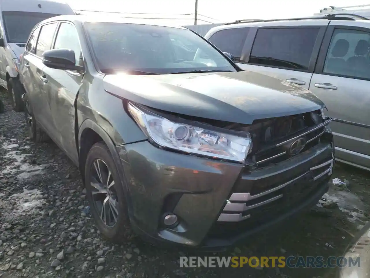 1 Фотография поврежденного автомобиля 5TDBZRFH2KS951462 TOYOTA HIGHLANDER 2019