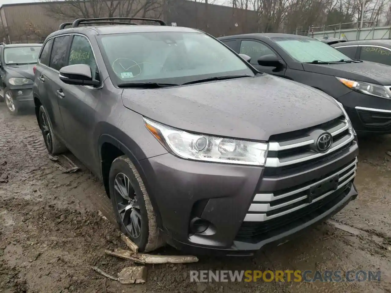 1 Photograph of a damaged car 5TDBZRFH2KS964762 TOYOTA HIGHLANDER 2019