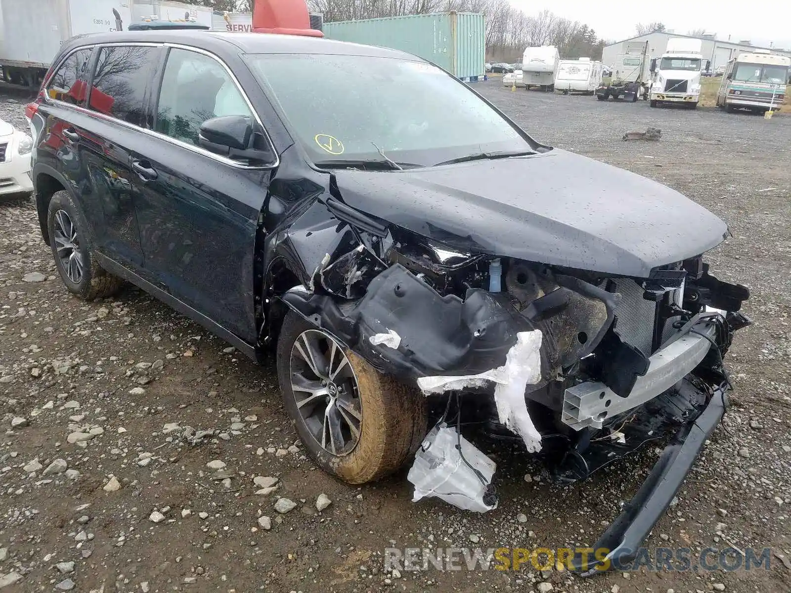 1 Photograph of a damaged car 5TDBZRFH2KS969718 TOYOTA HIGHLANDER 2019