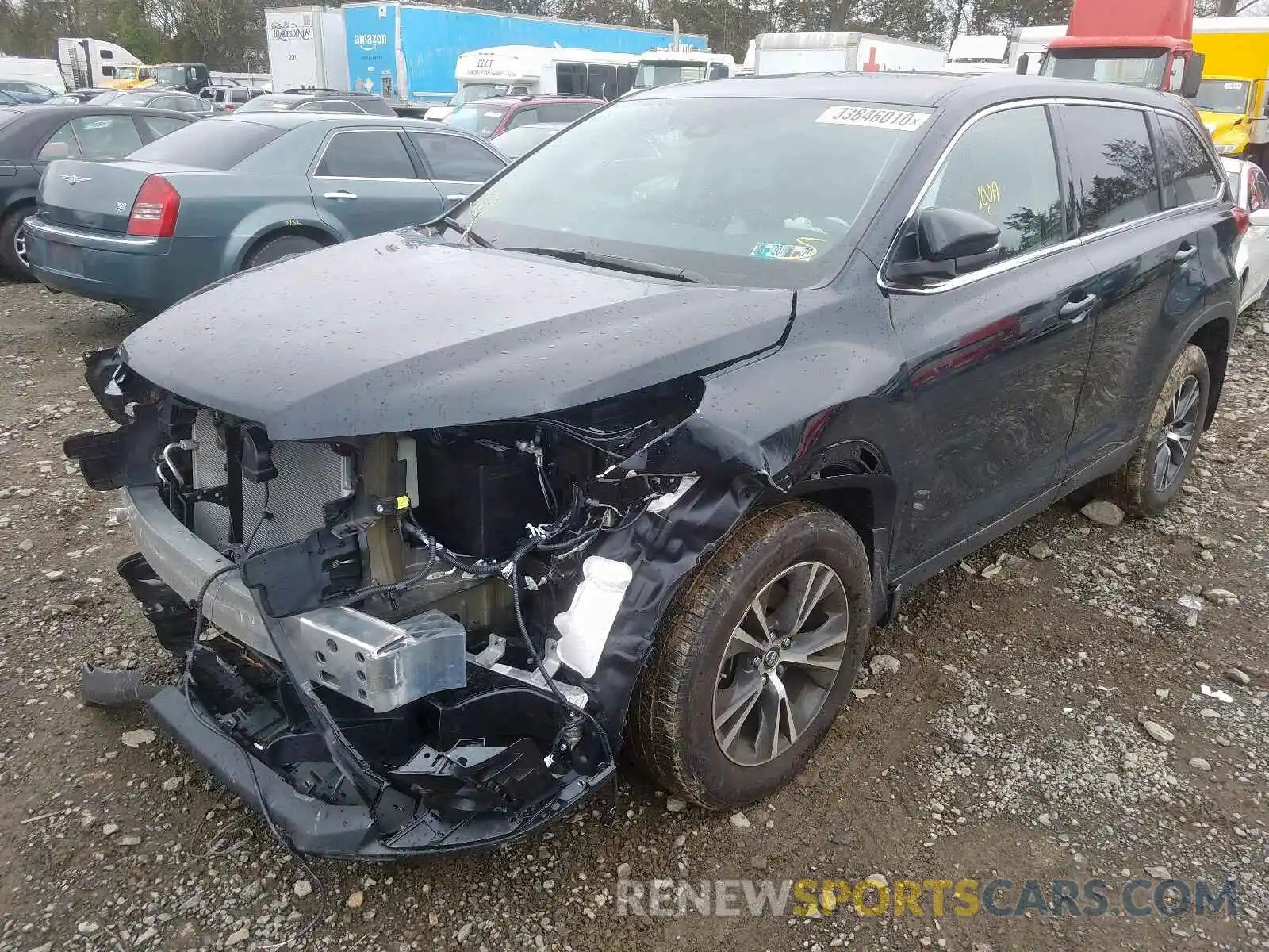 2 Photograph of a damaged car 5TDBZRFH2KS969718 TOYOTA HIGHLANDER 2019