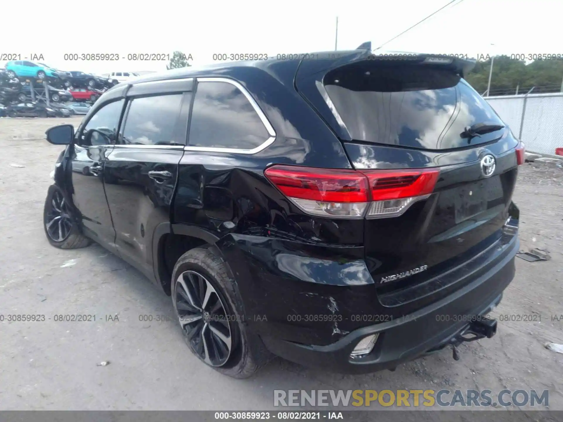 3 Photograph of a damaged car 5TDBZRFH2KS992125 TOYOTA HIGHLANDER 2019