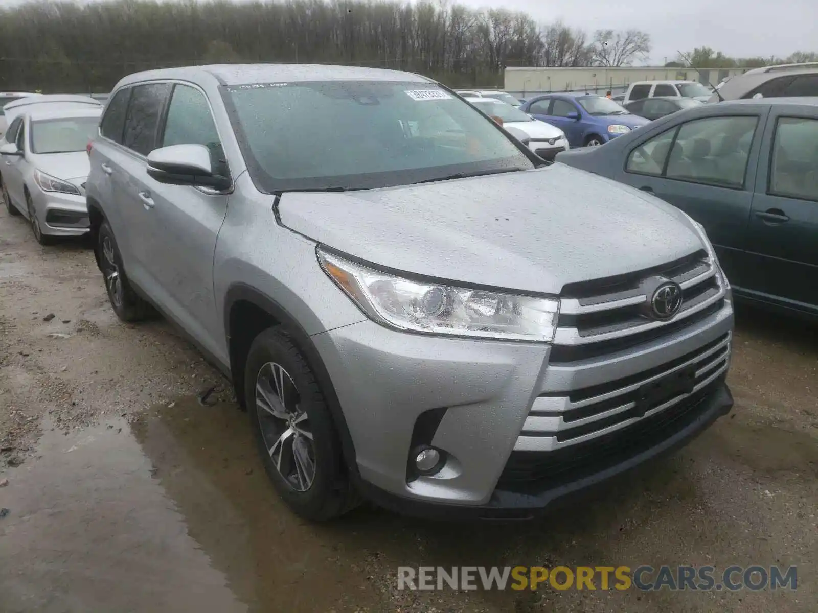 1 Photograph of a damaged car 5TDBZRFH2KS997180 TOYOTA HIGHLANDER 2019